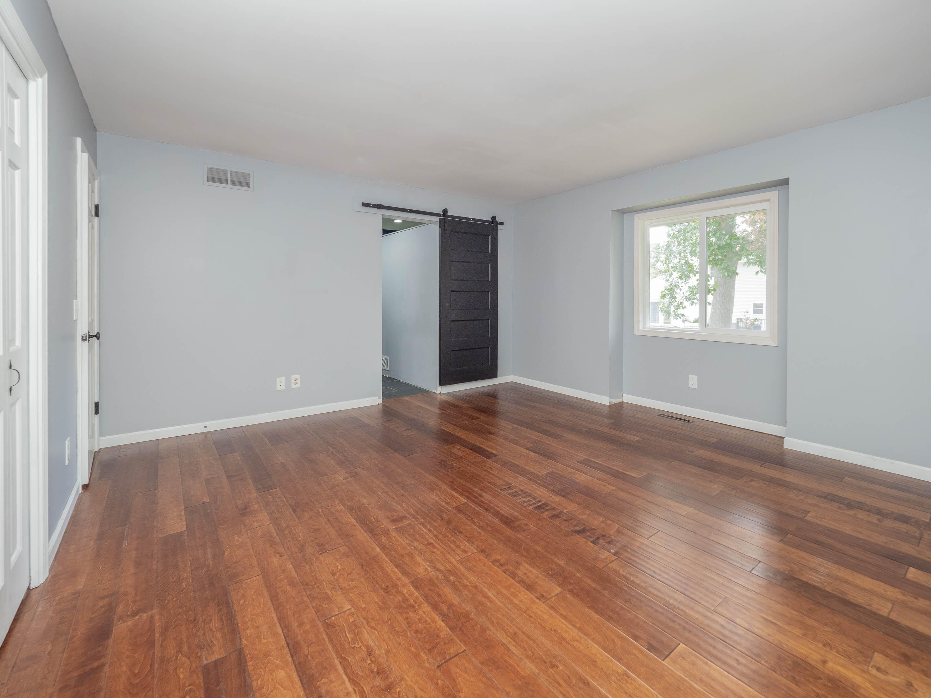 3125 Coachlite Avenue