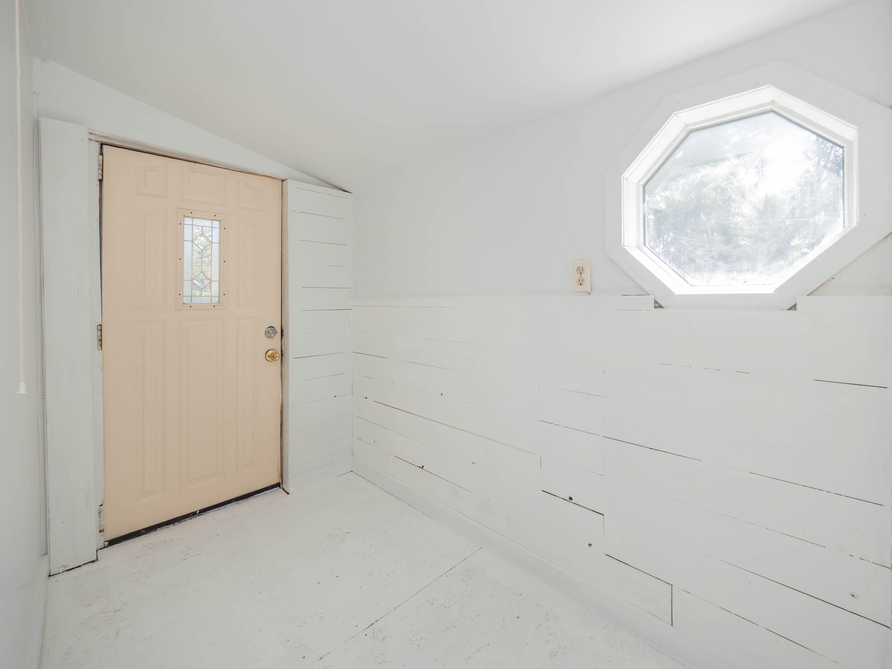 118 S West