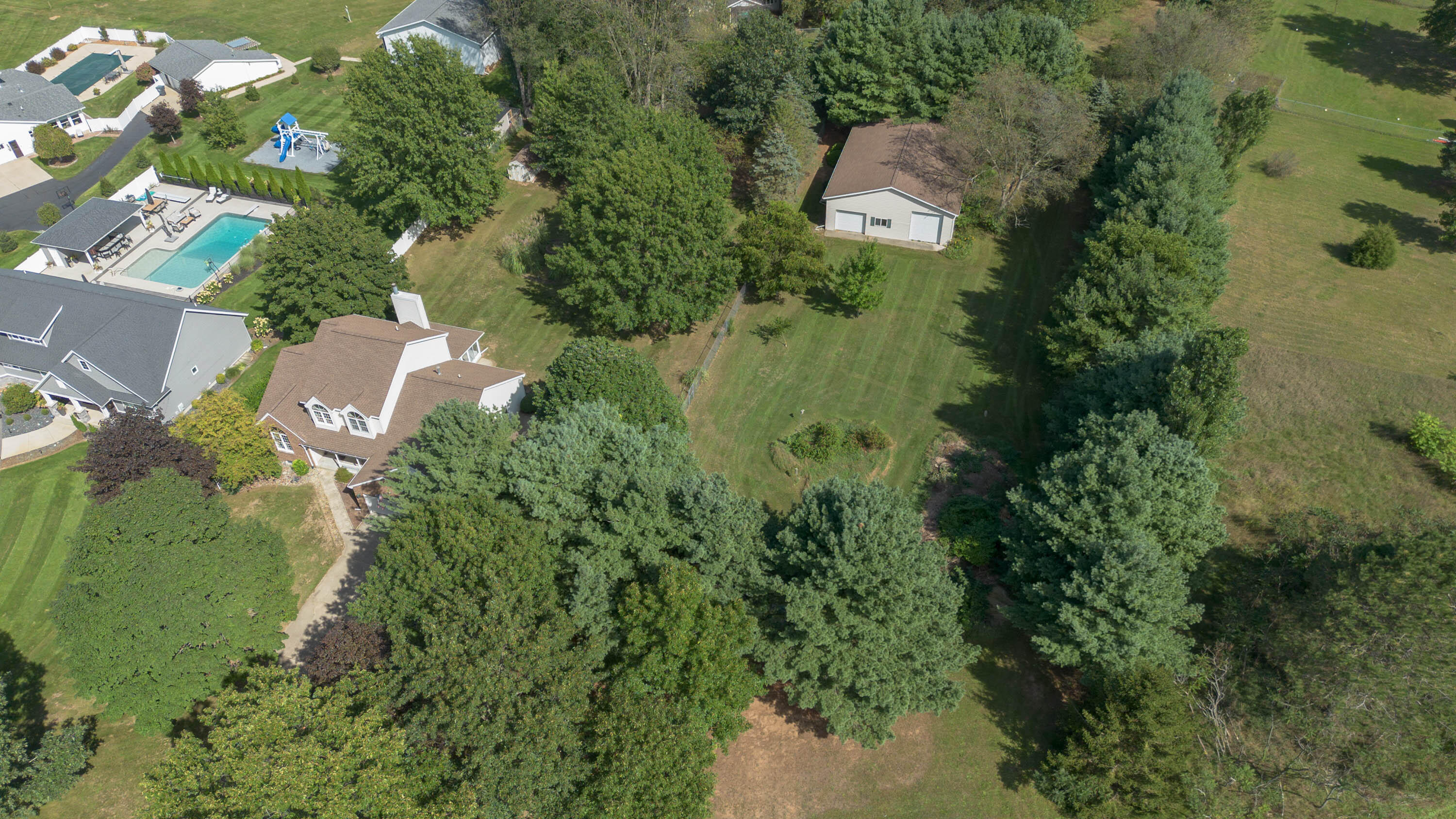 425 Walden Drive Lot w/barn