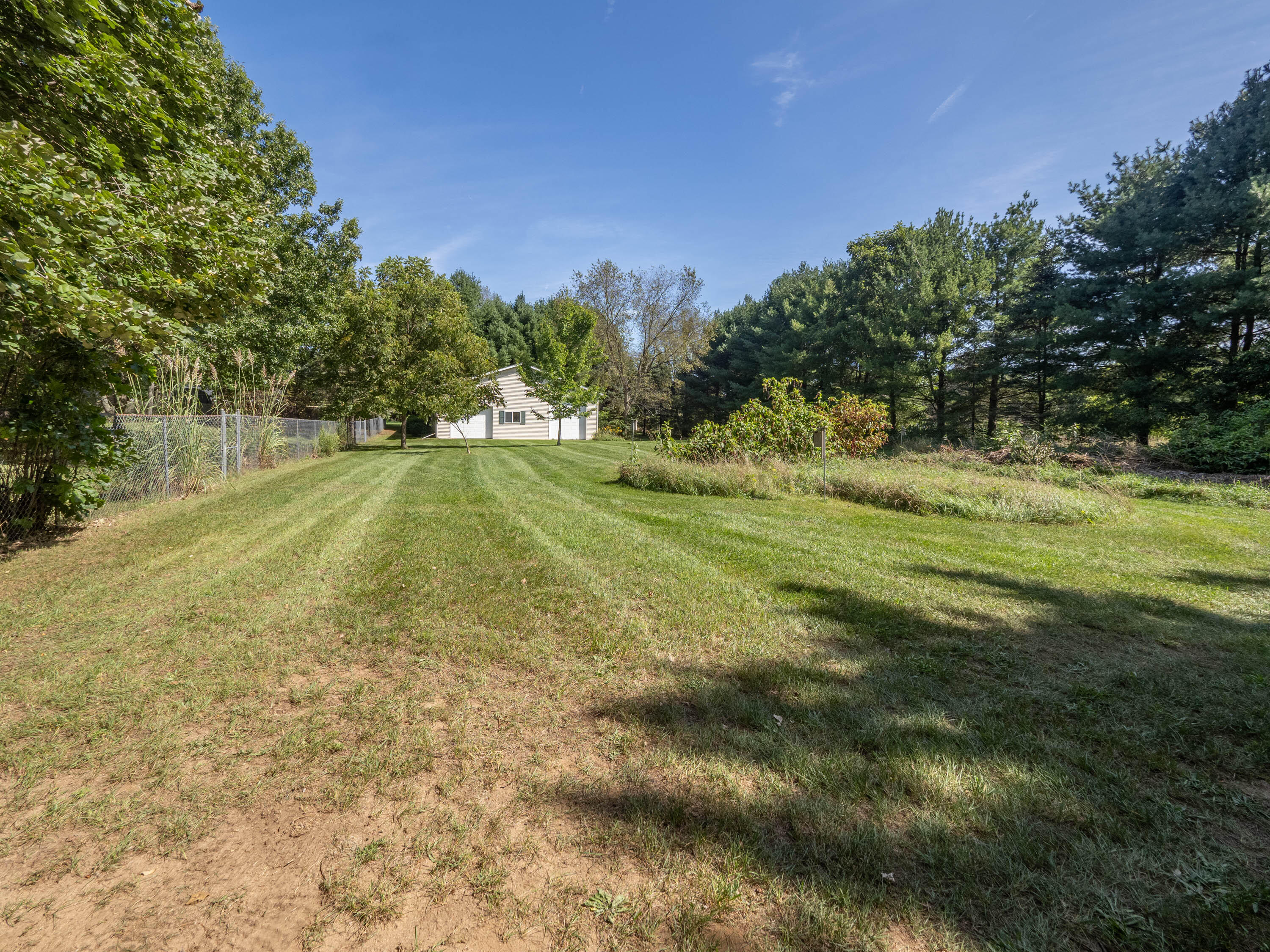 425 Walden Drive Lot w/barn