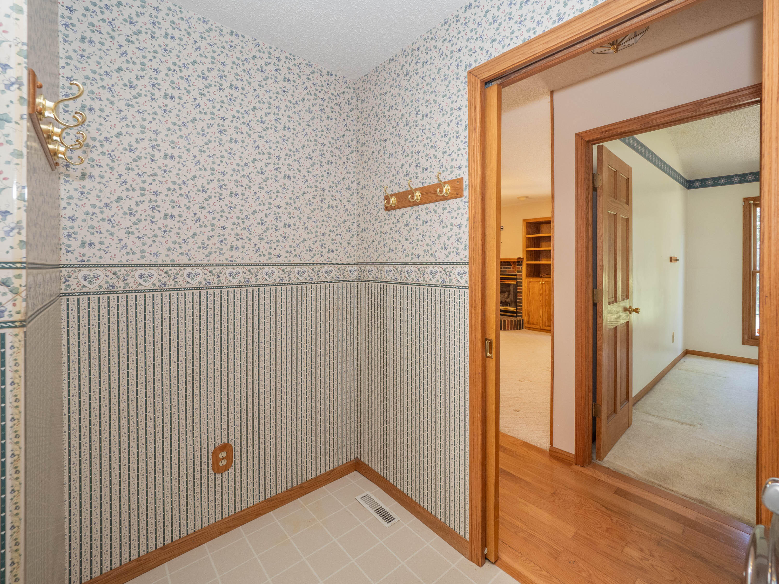 425 Walden Drive