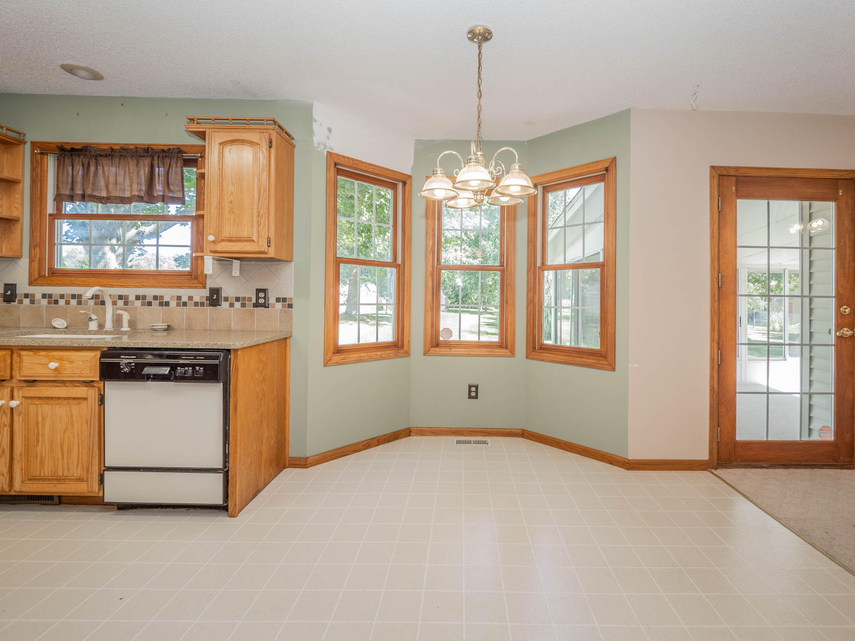 425 Walden Drive