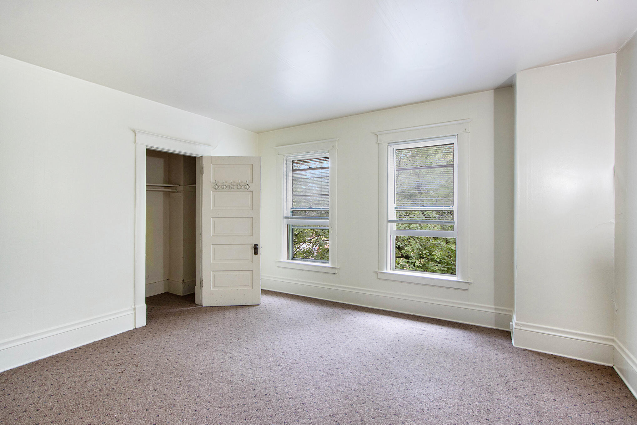 838 W Main Street