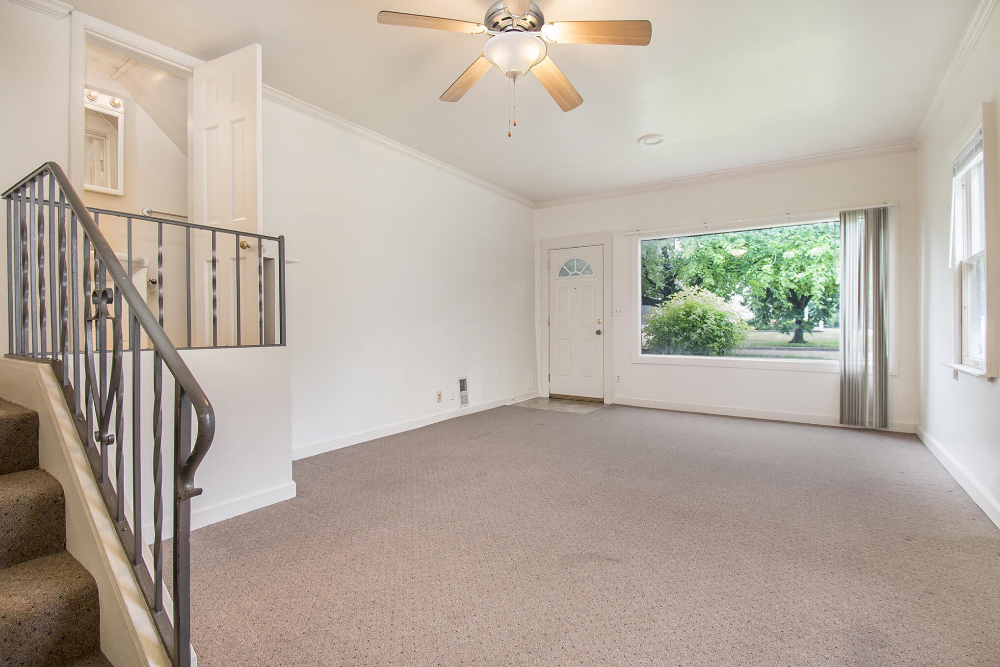 838 W Main Street