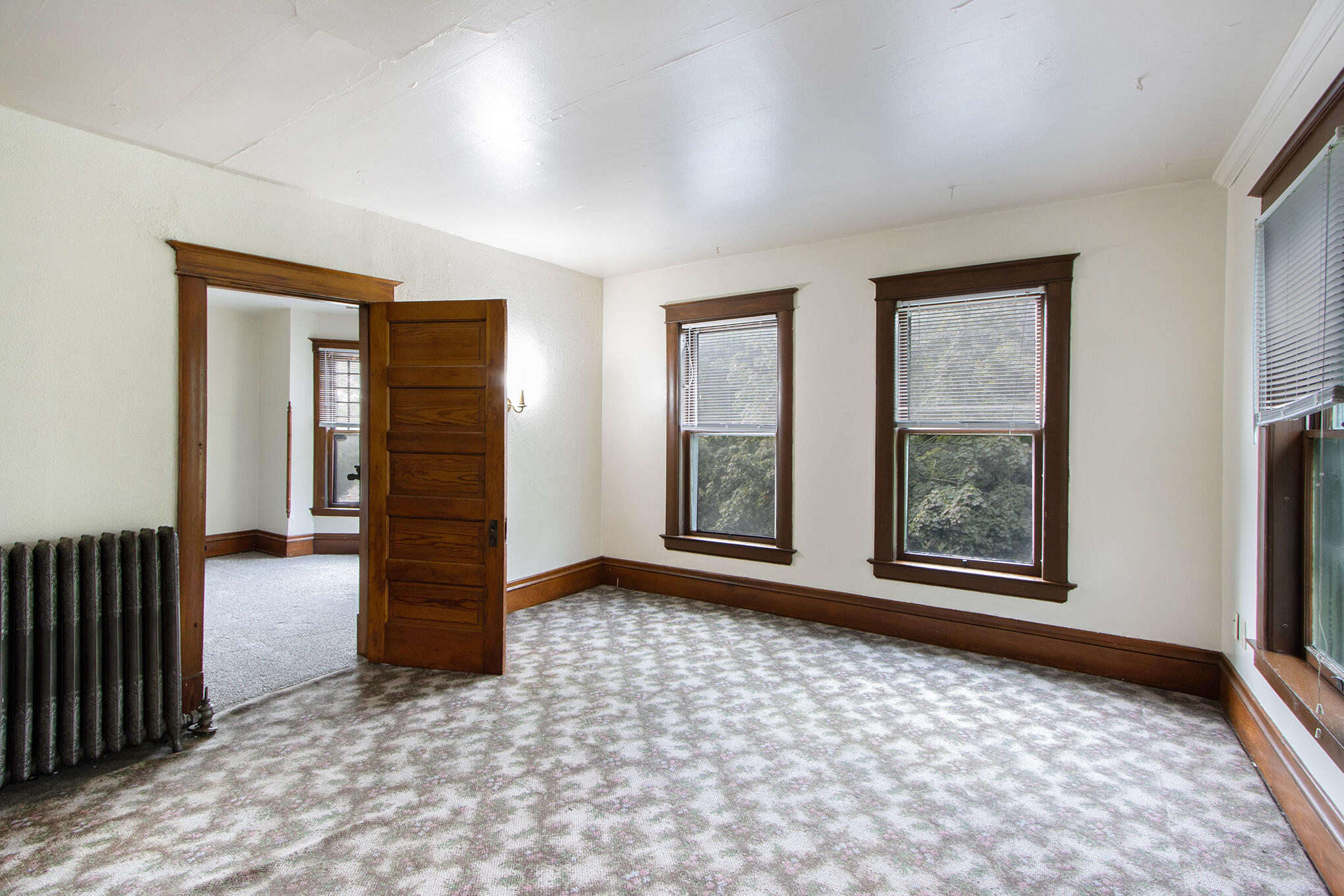 838 W Main Street