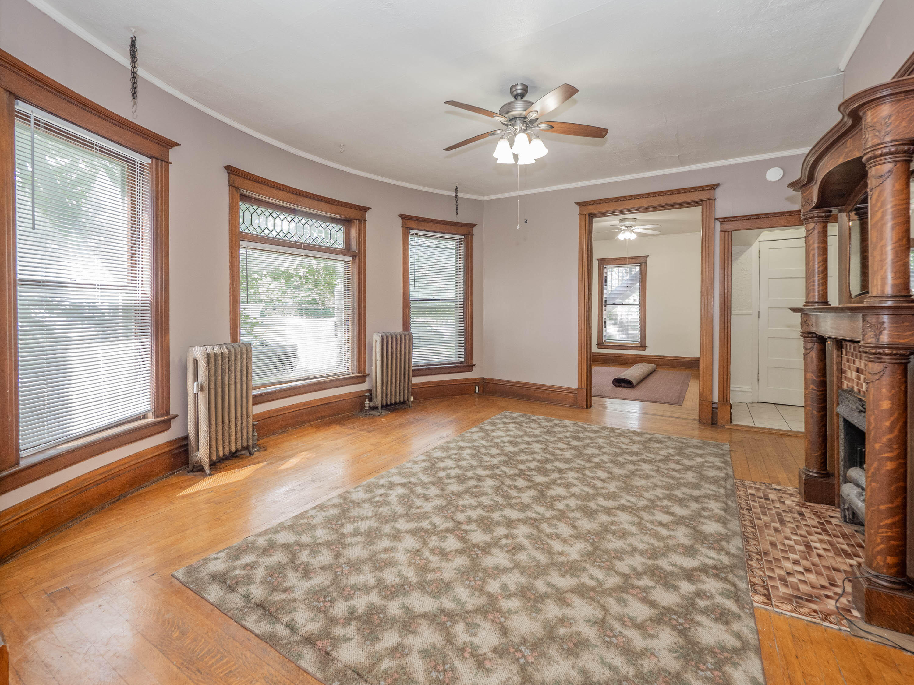 838 W Main Street
