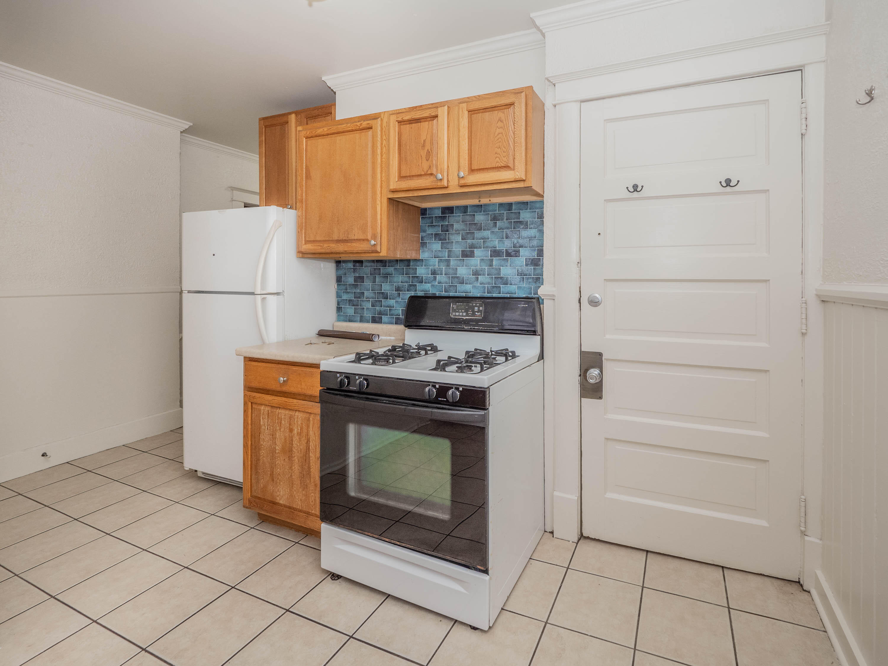 838 W Main Street