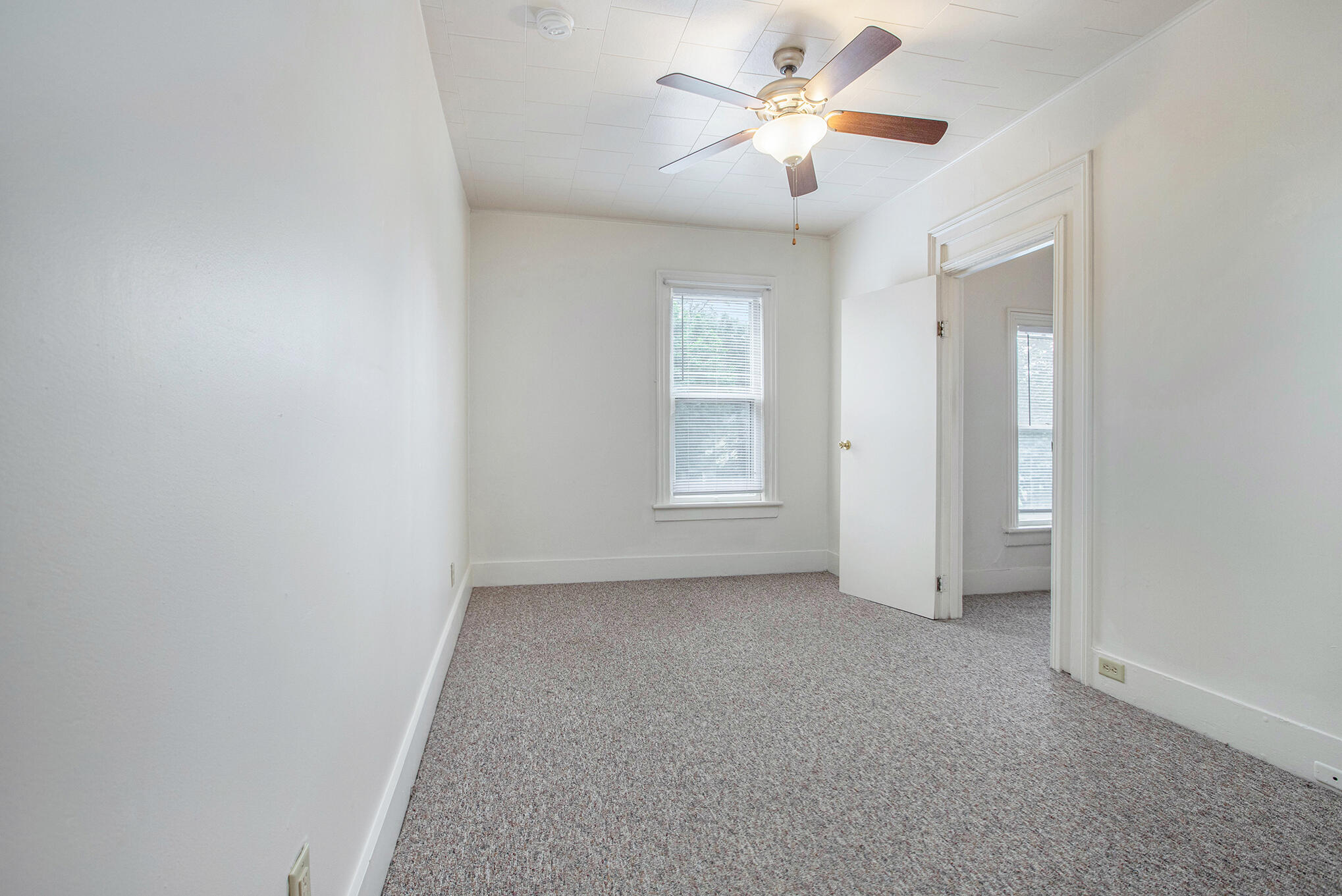 838 W Main Street