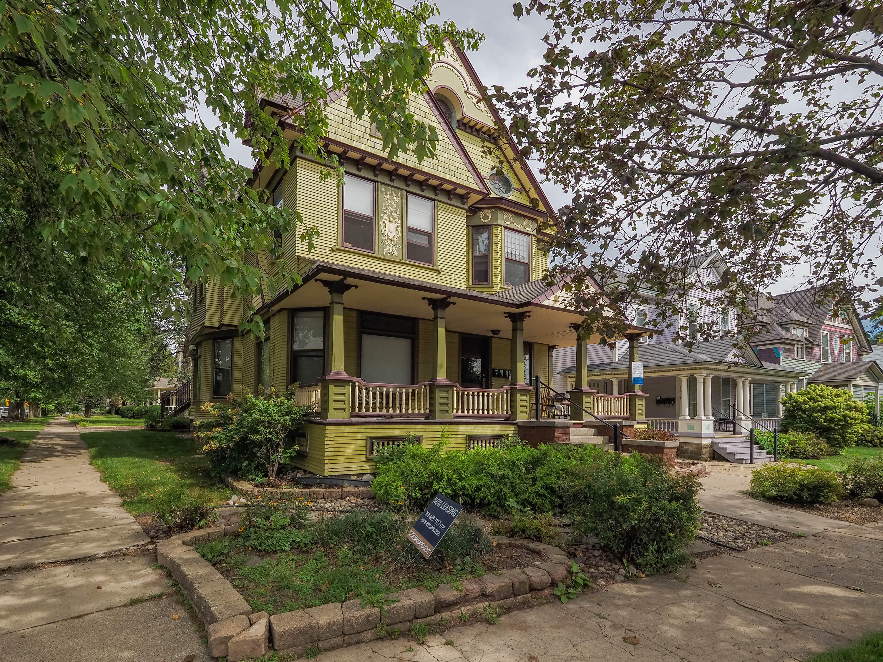 838 W Main Street