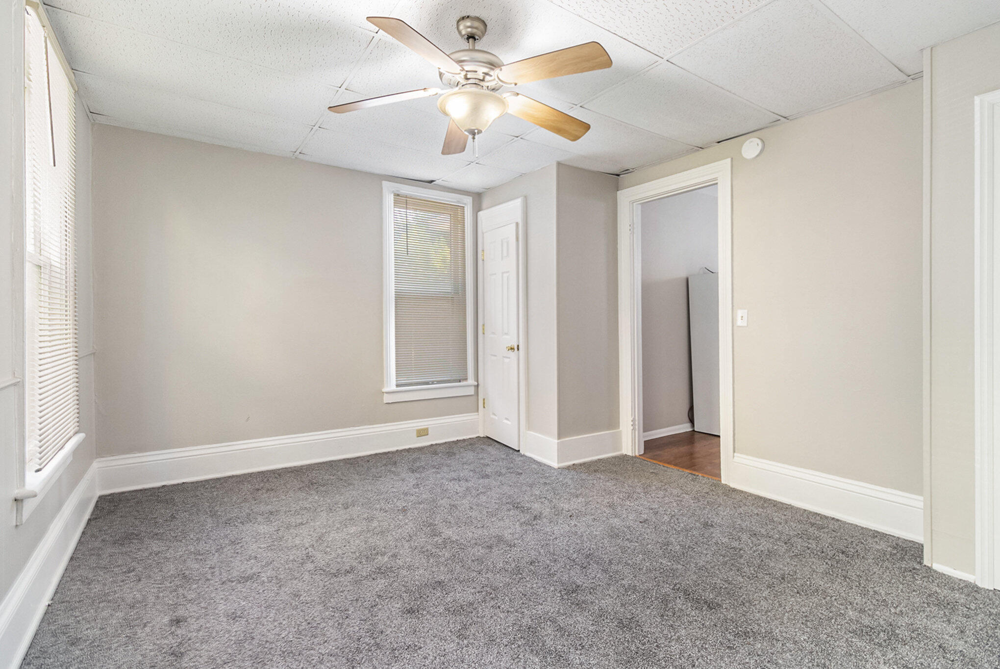 838 W Main Street