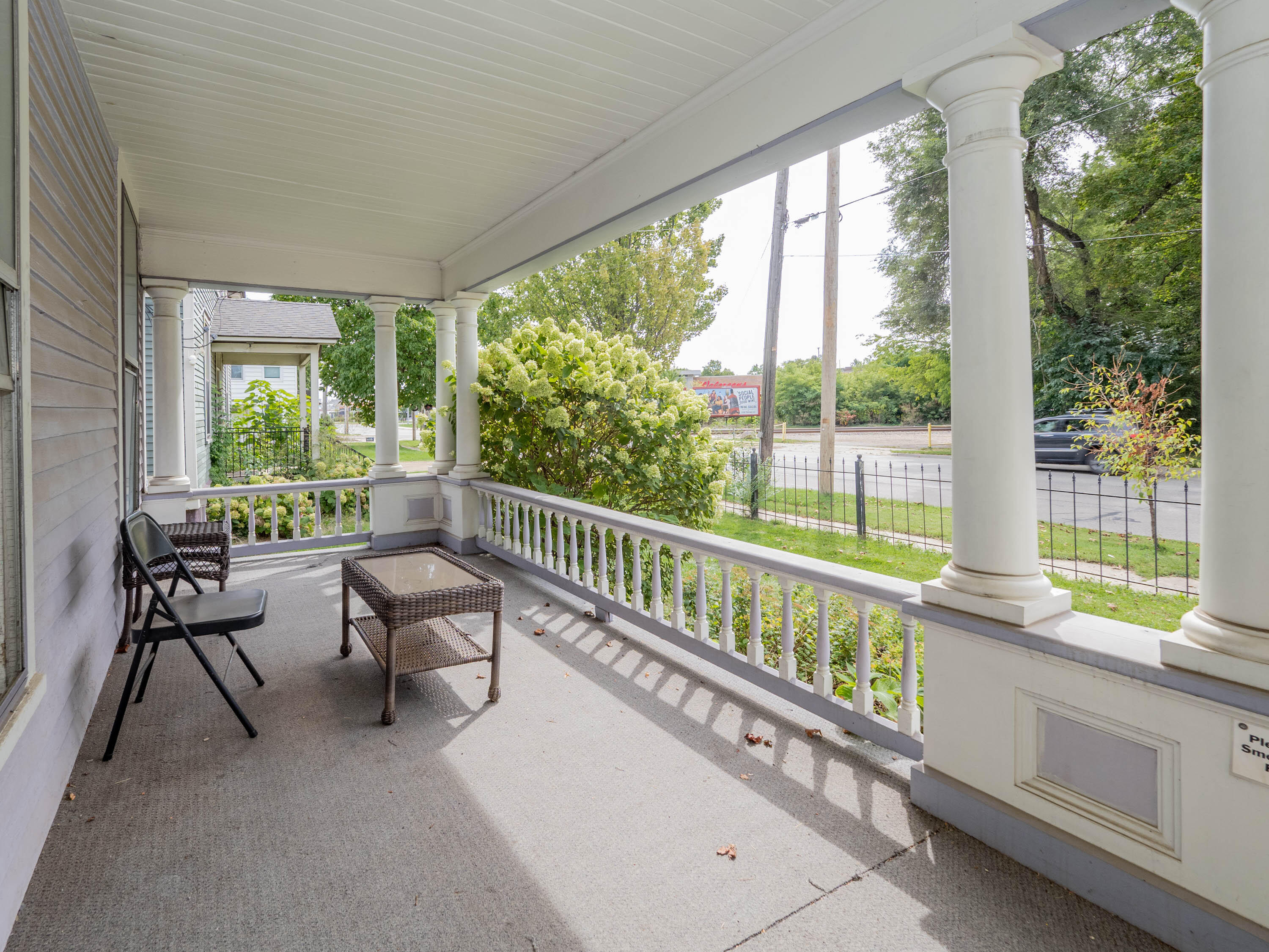 838 W Main Street