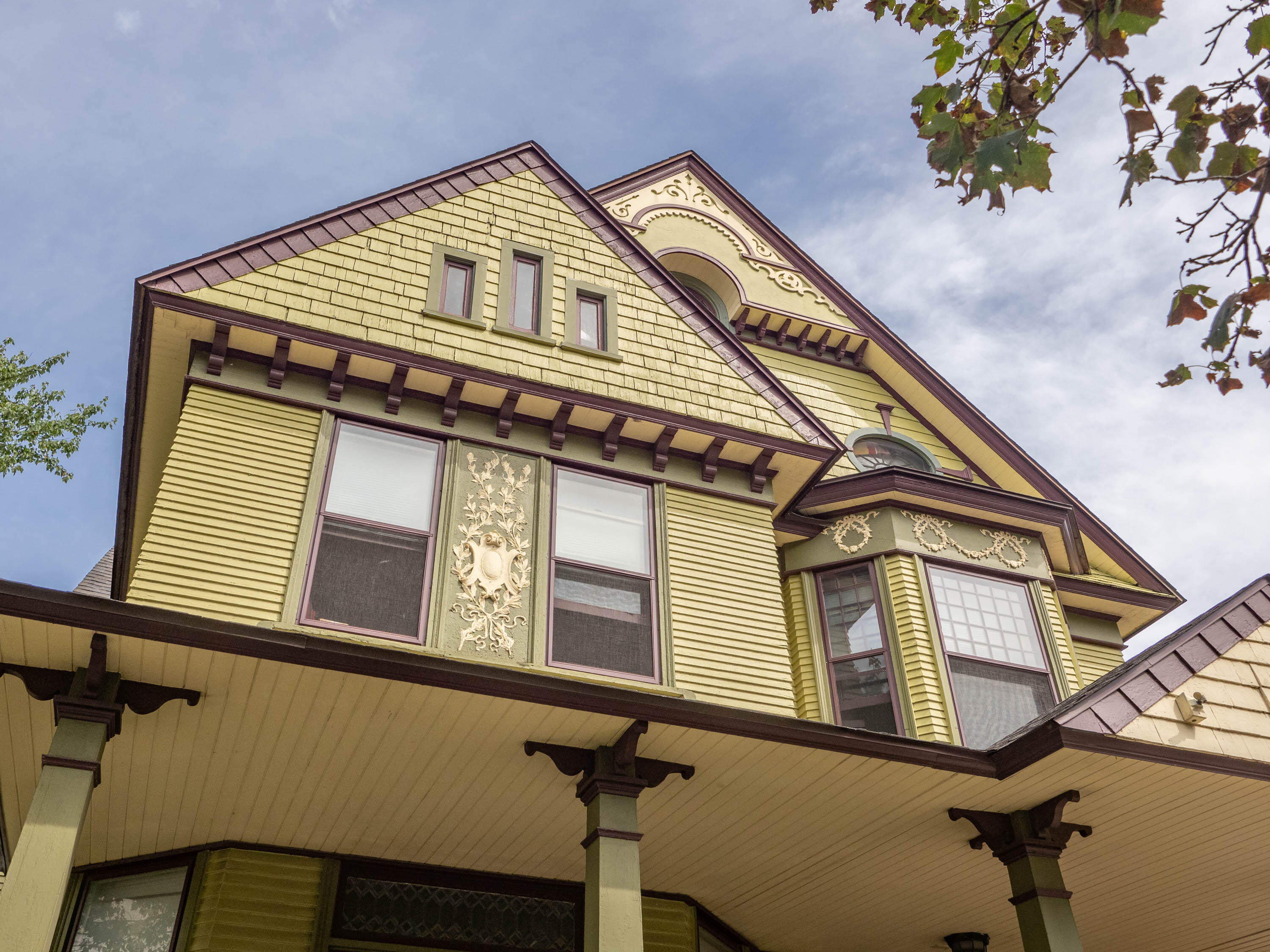838 W Main Street