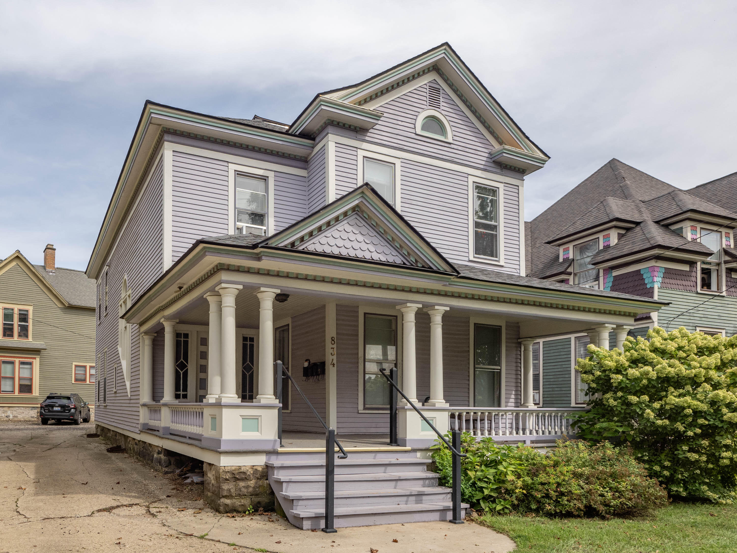 834 W Main Street