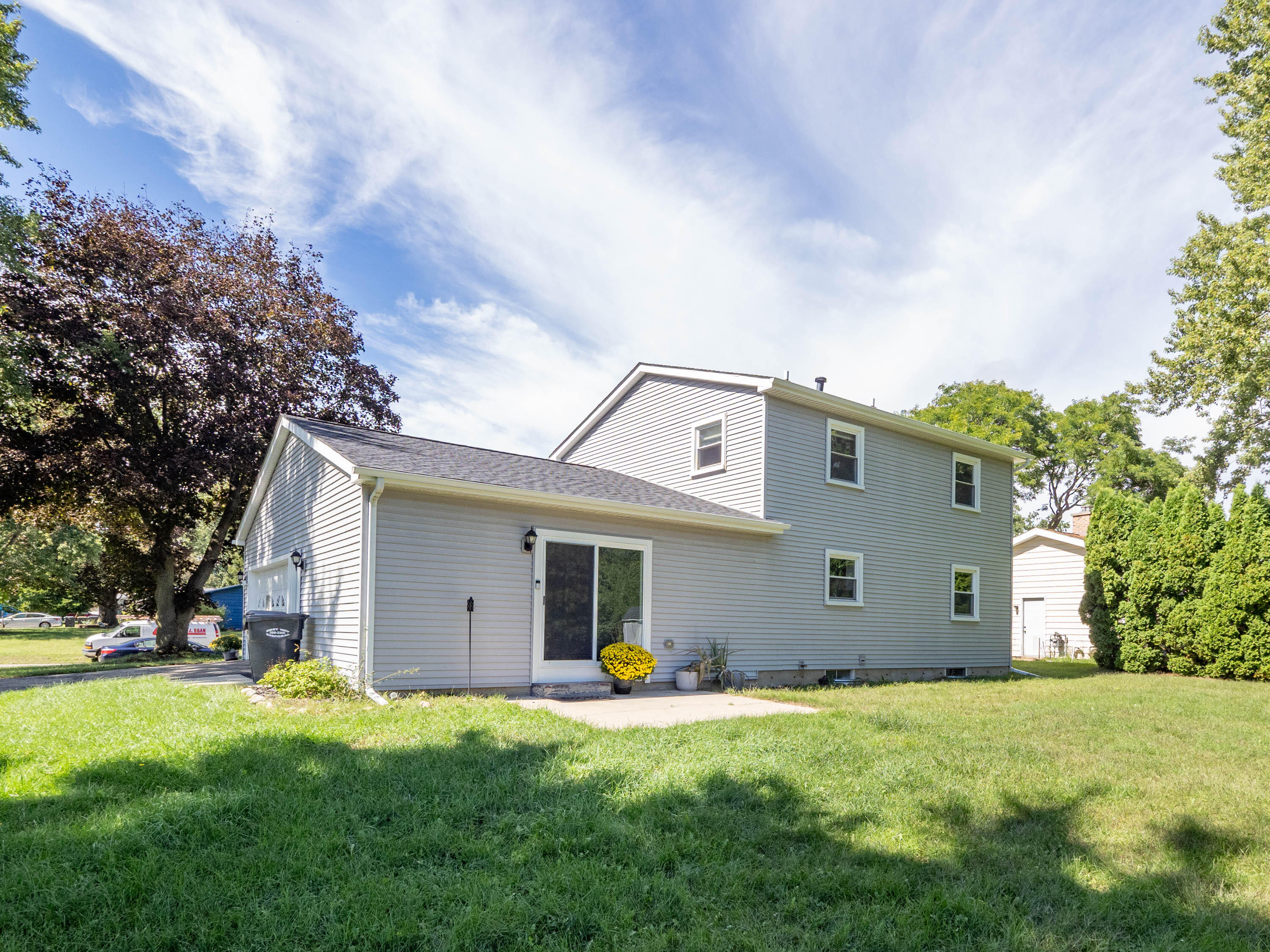 319 Westview Street
