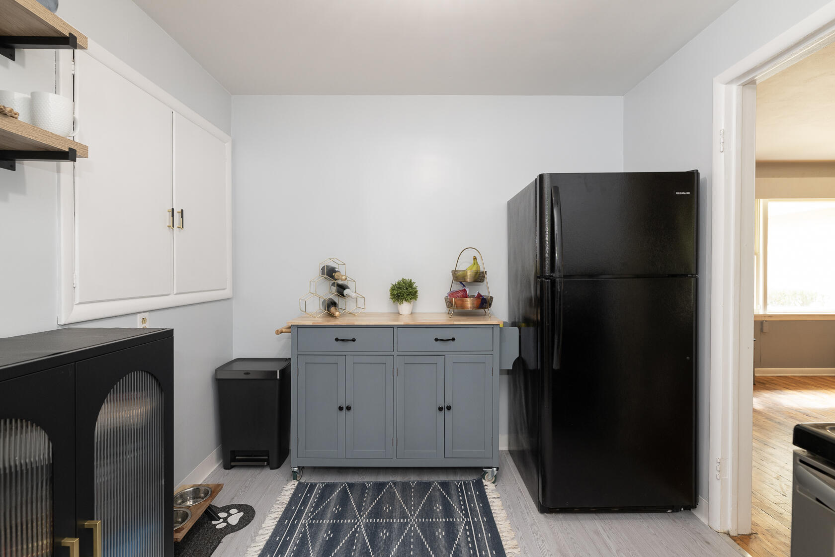 329 N Kendall Avenue