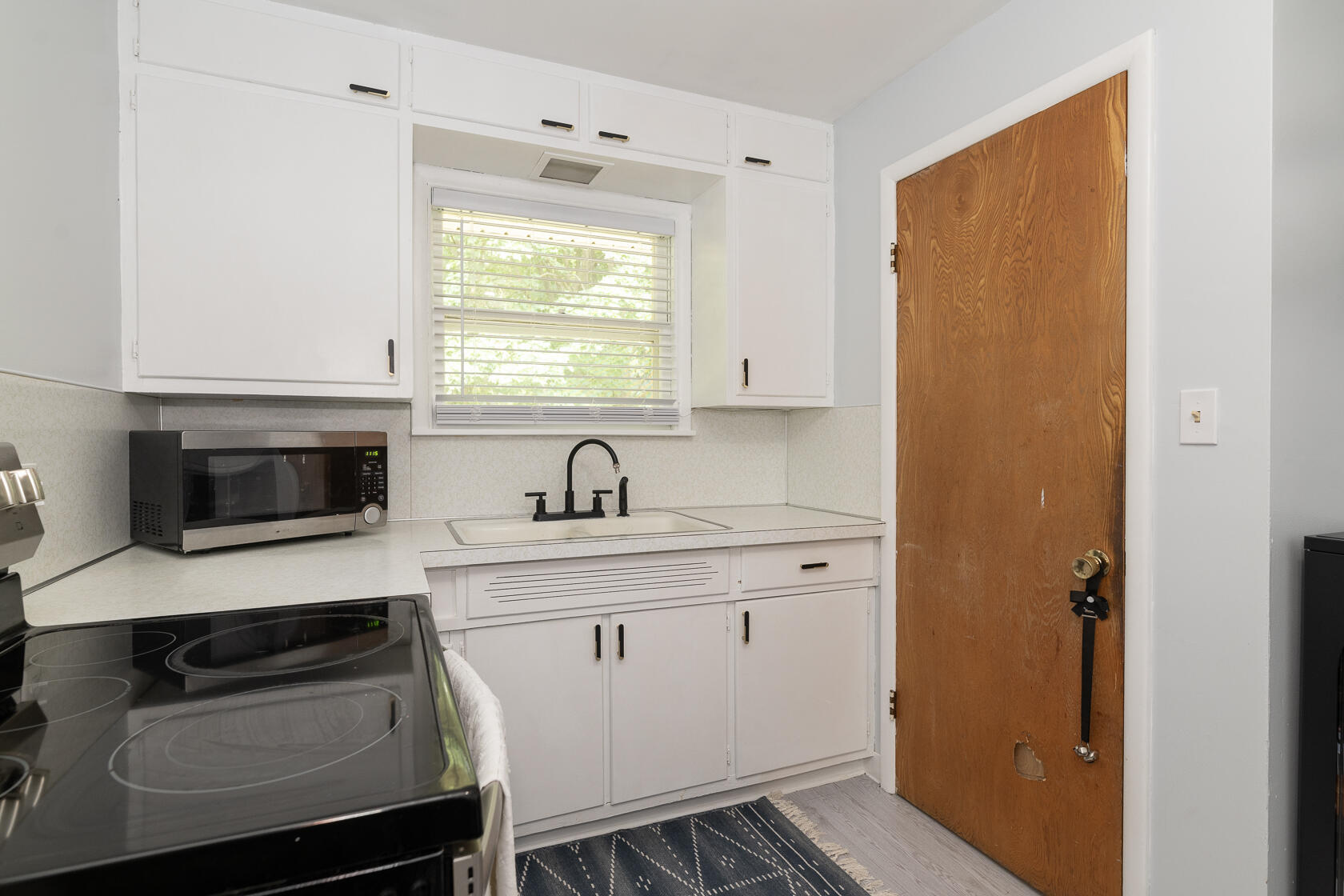 329 N Kendall Avenue