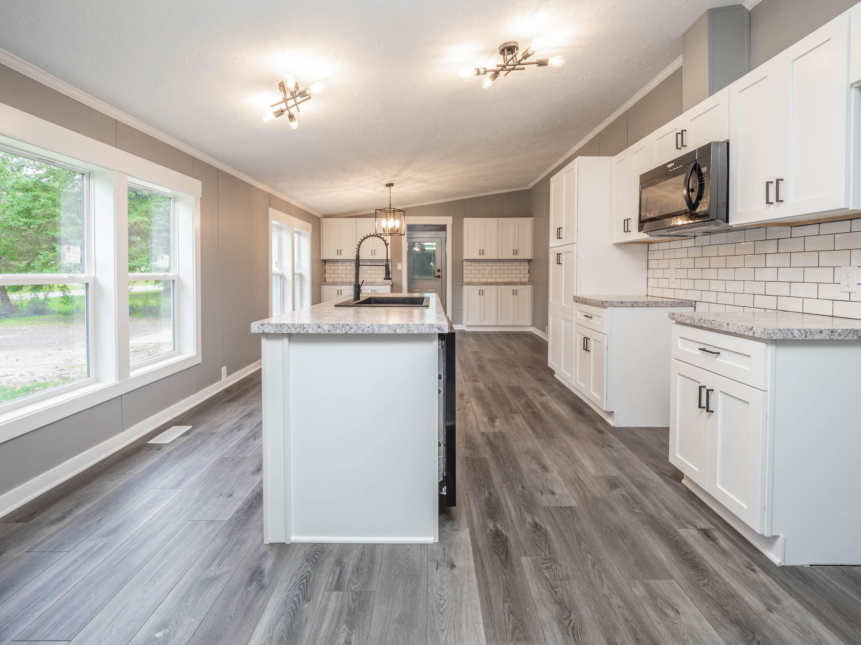 65484 Parkwood Court