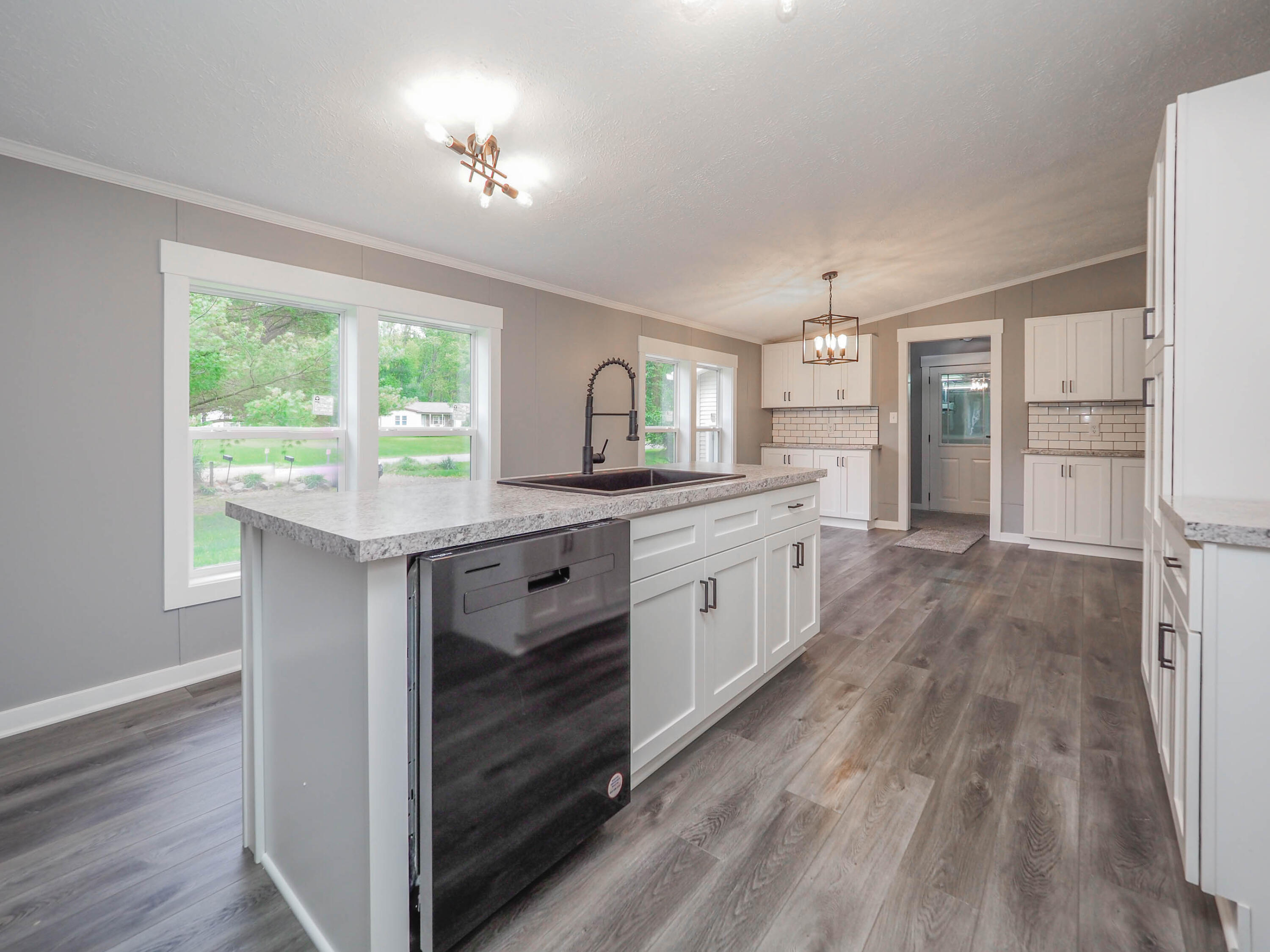 65484 Parkwood Court