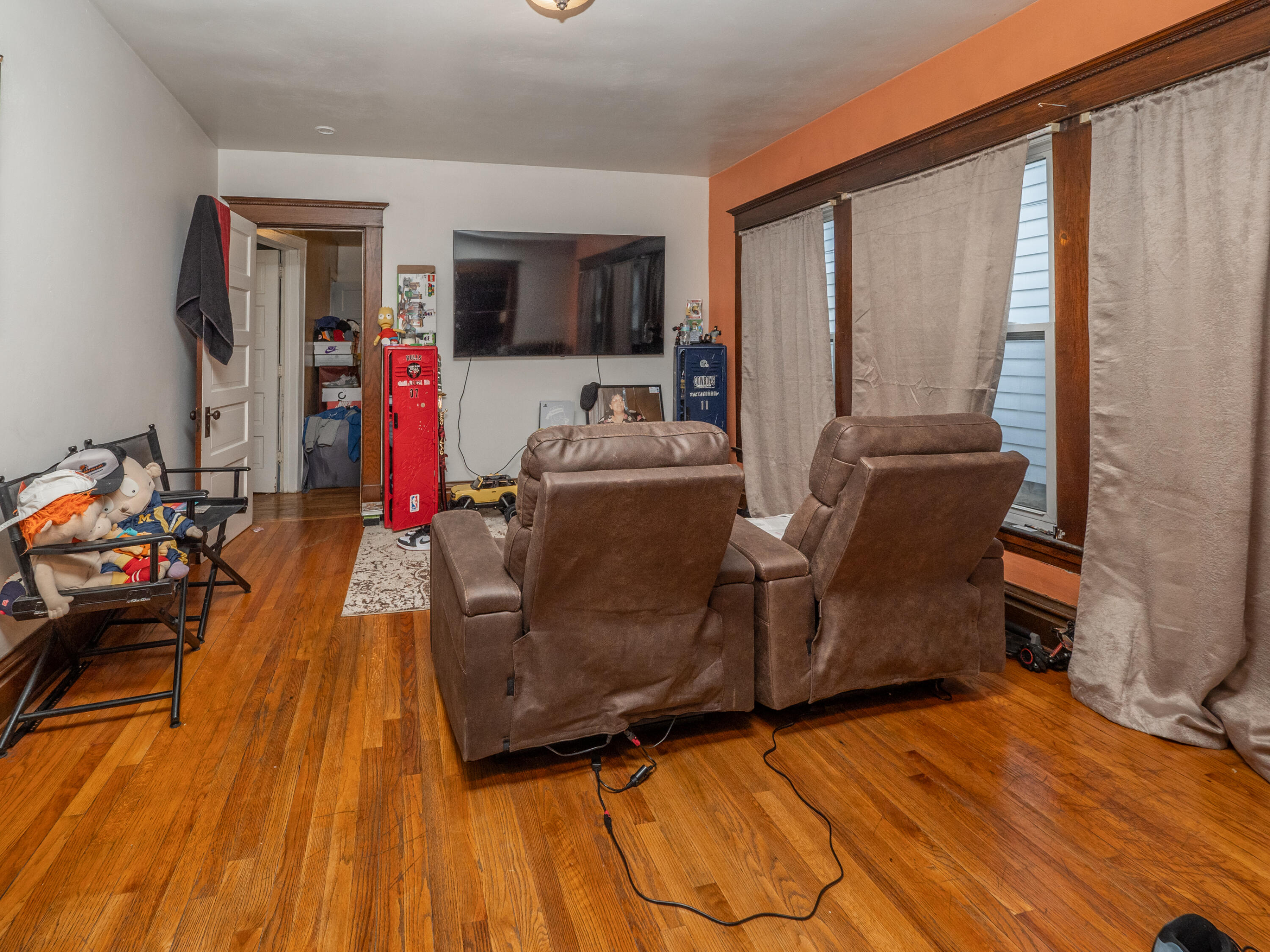 317-319 Burr Oak Street