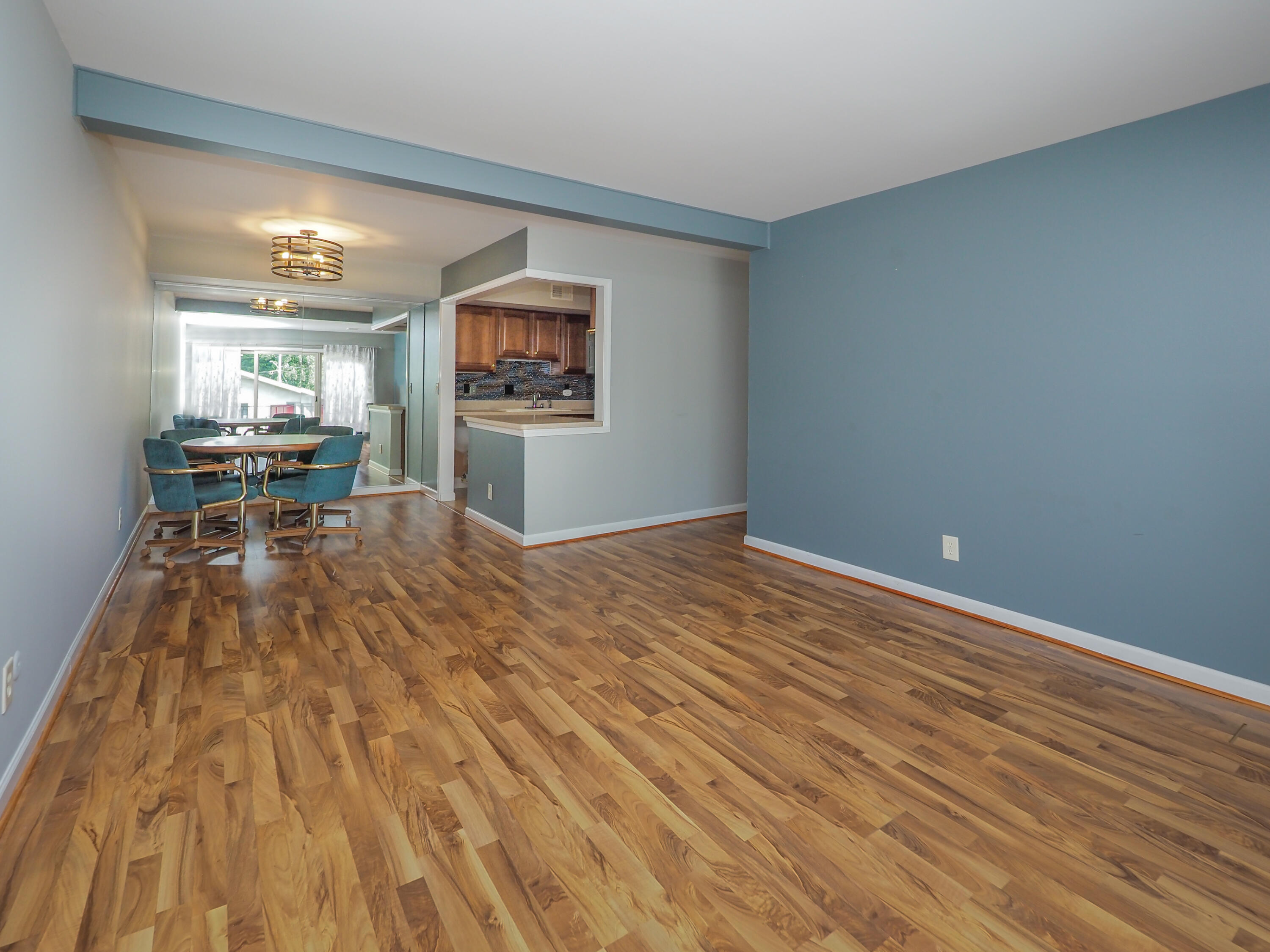 748 W Kilgore Road 306