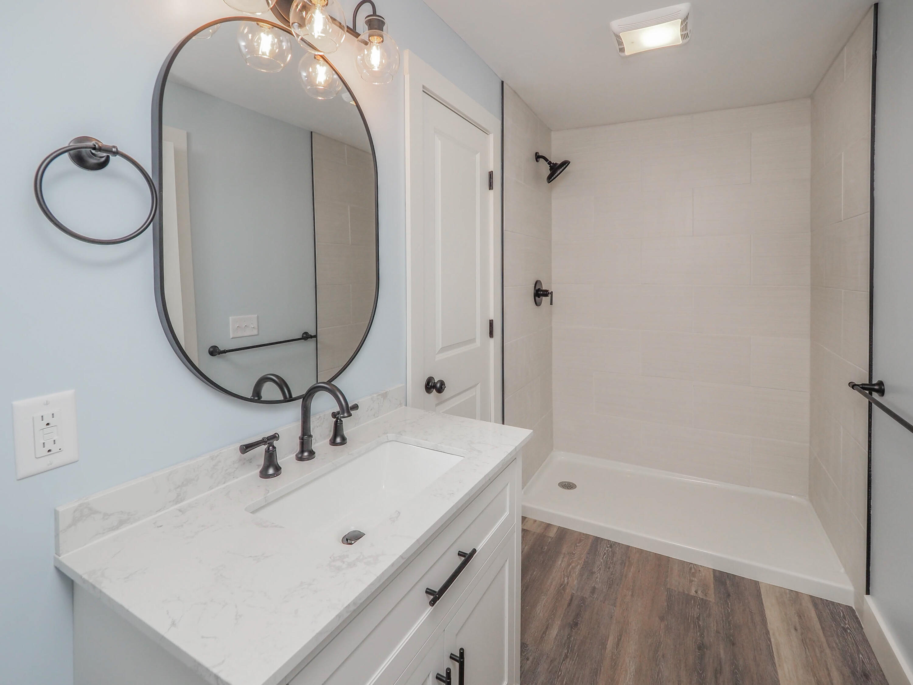 8750 N Riverview Drive