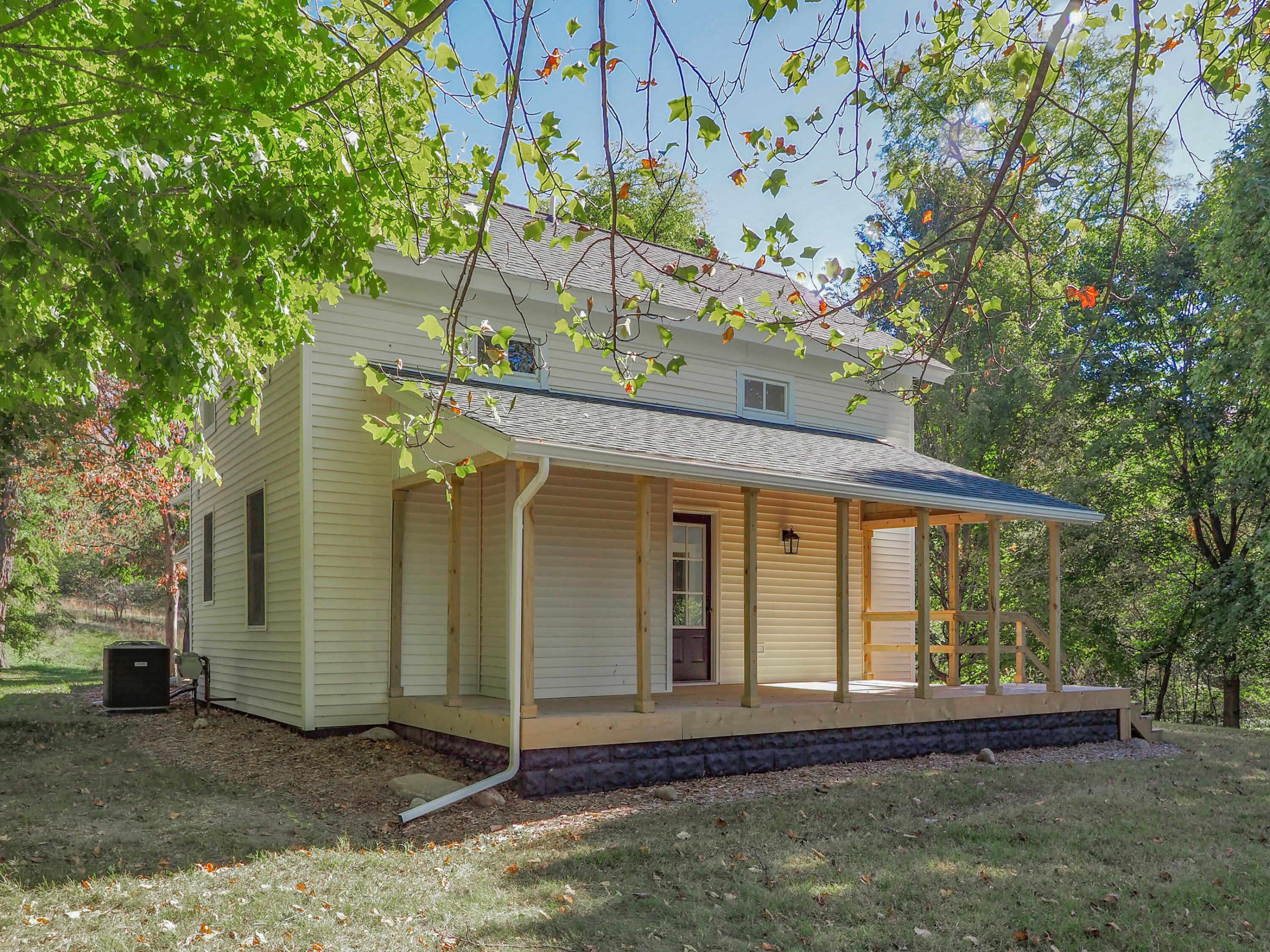 8750 N Riverview Drive