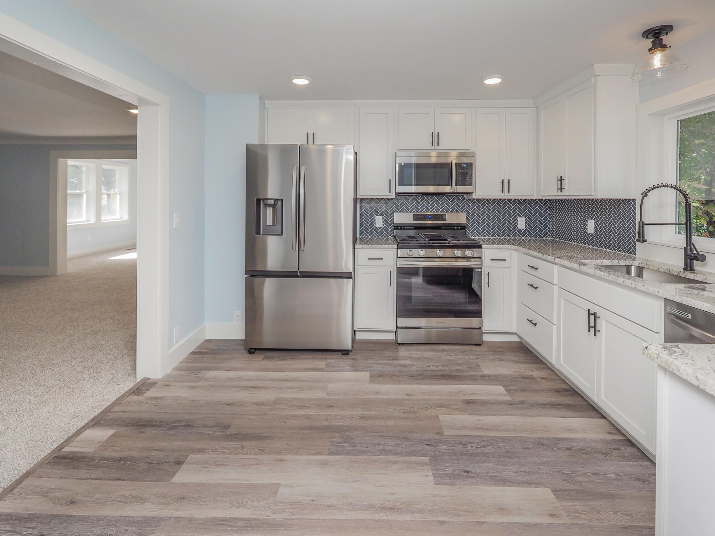 8750 N Riverview Drive