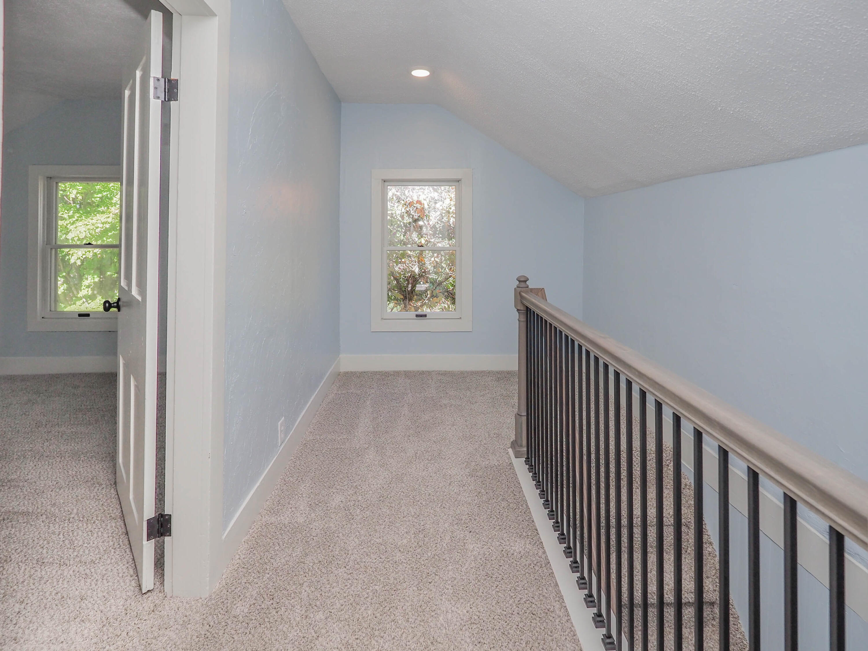 8750 N Riverview Drive