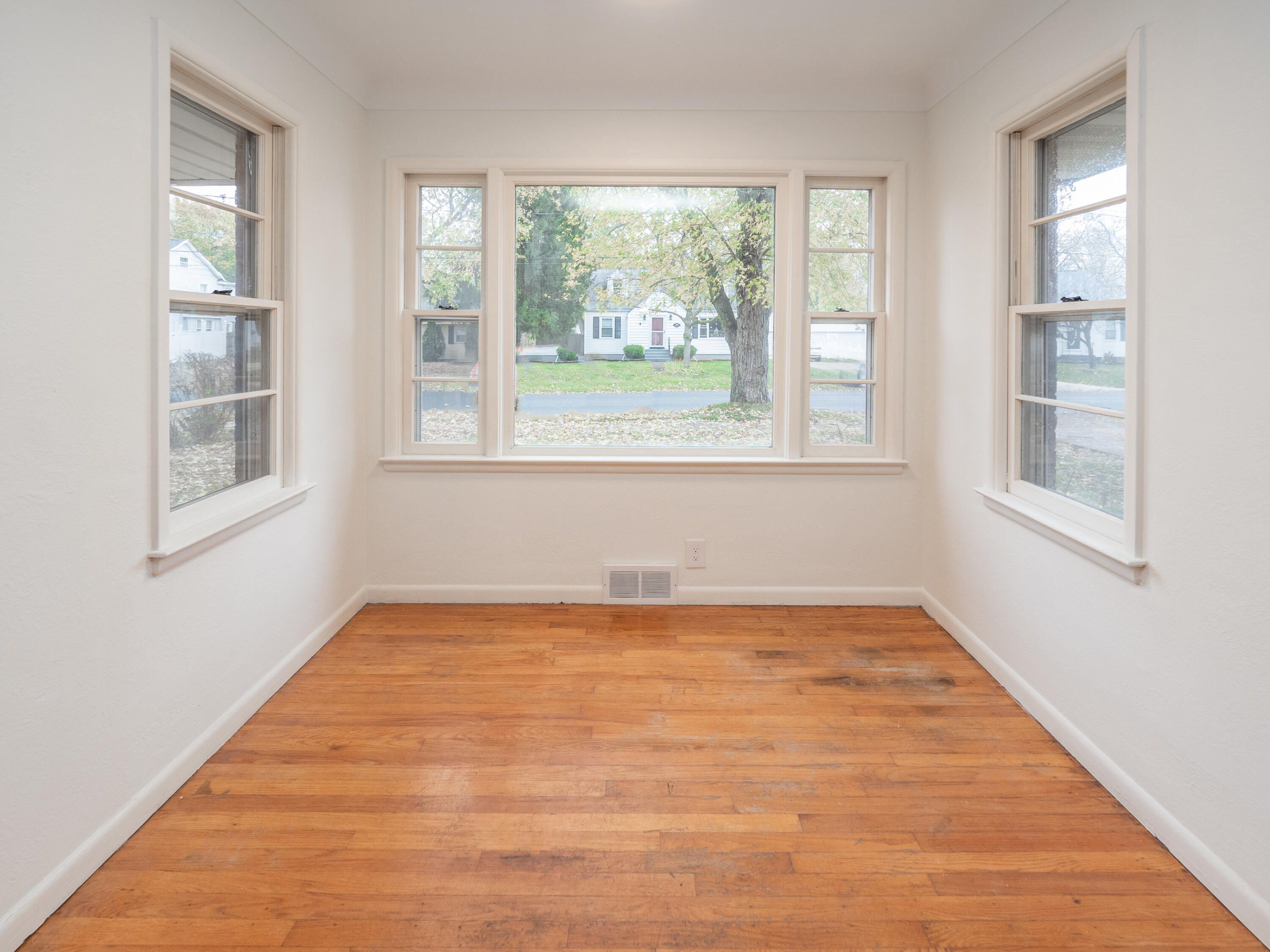 1707 Sunnyside Drive