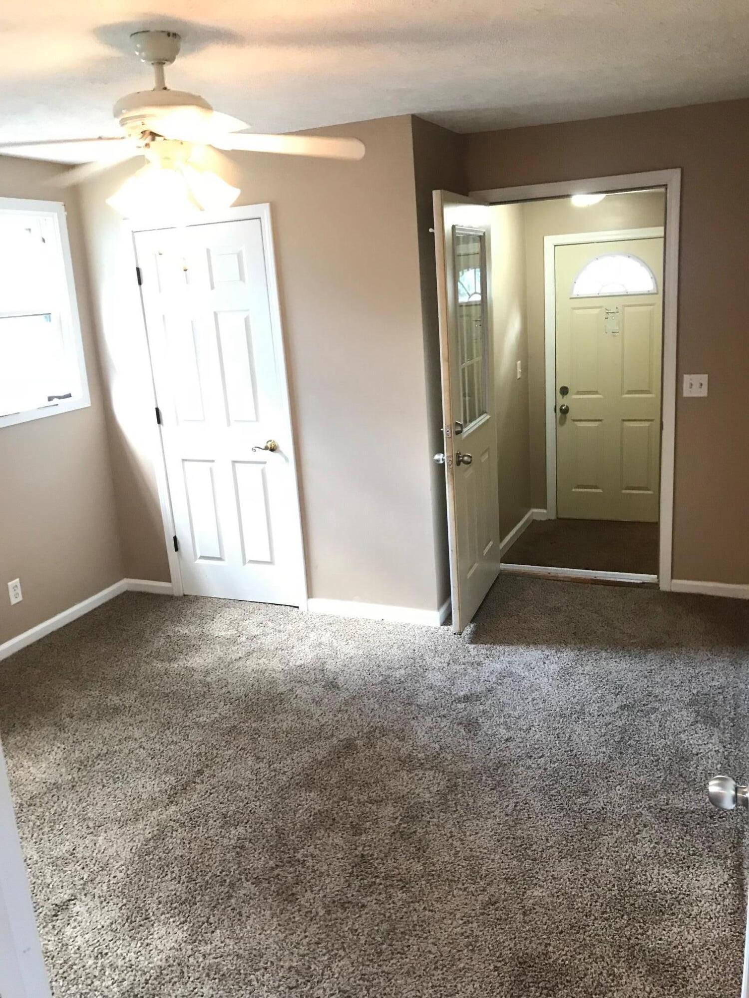 738-740 McCourtie Street