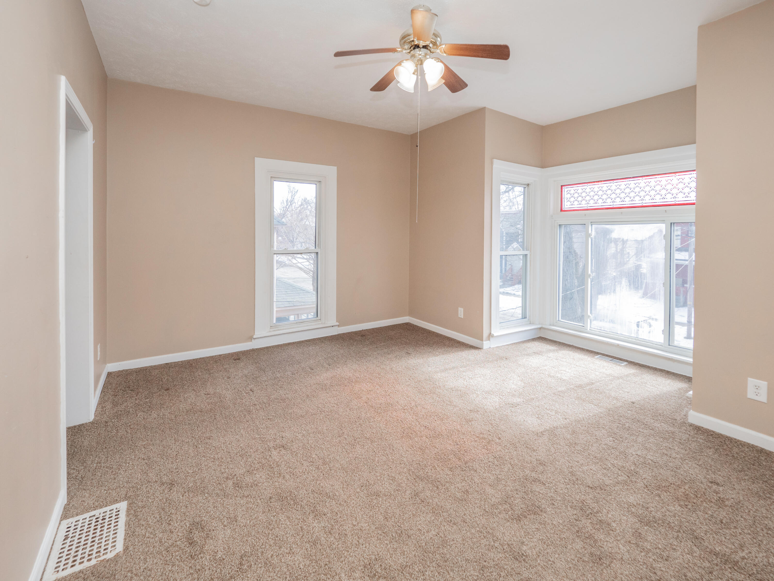 738-740 McCourtie Street