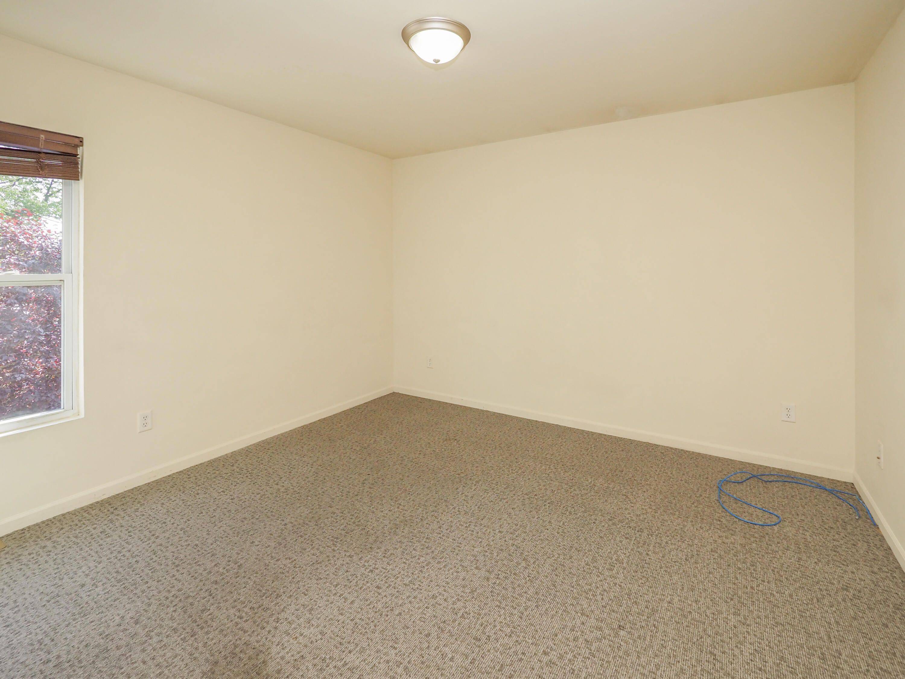 1402-1410 Sutherland Avenue