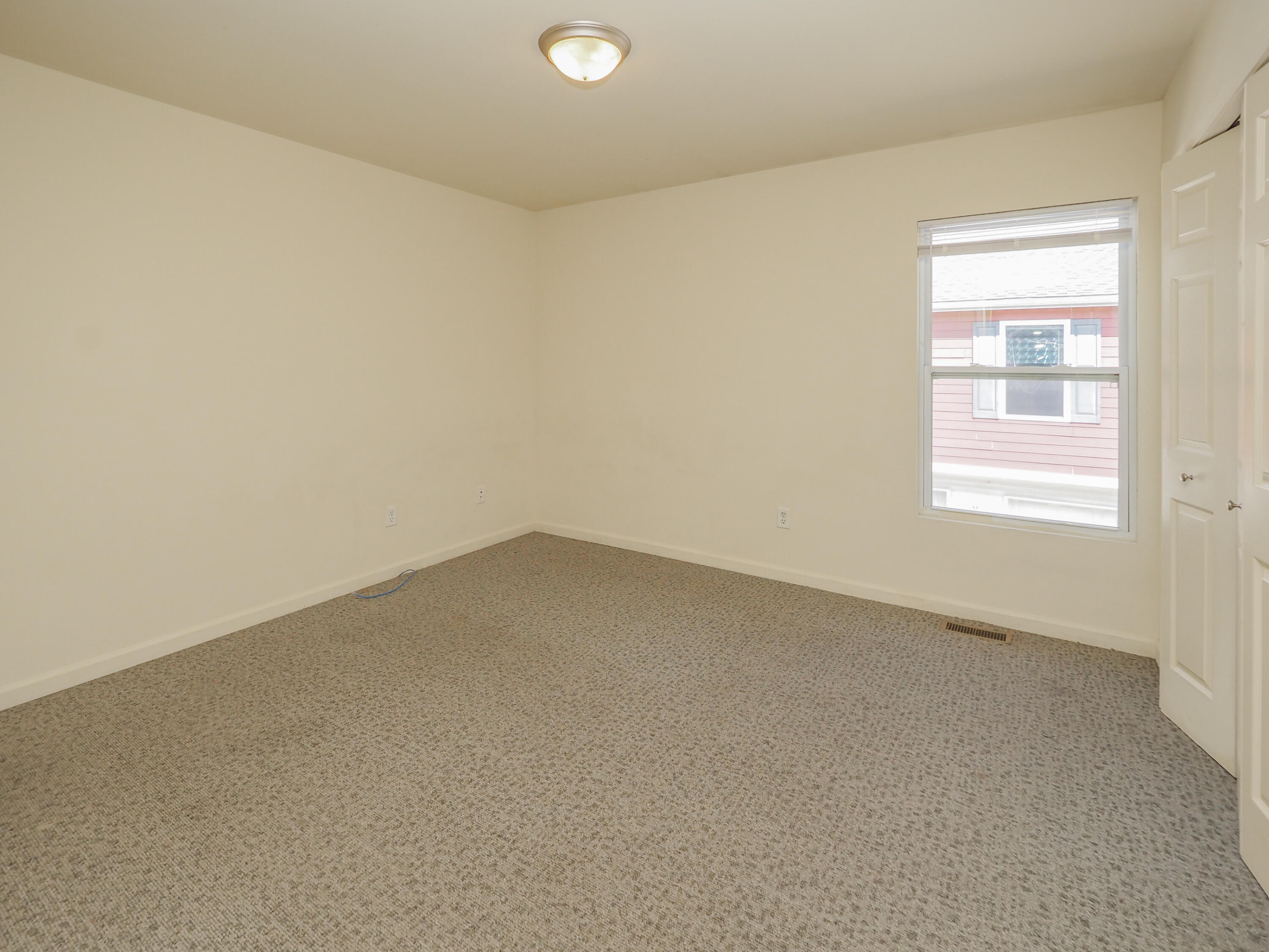 1402-1410 Sutherland Avenue