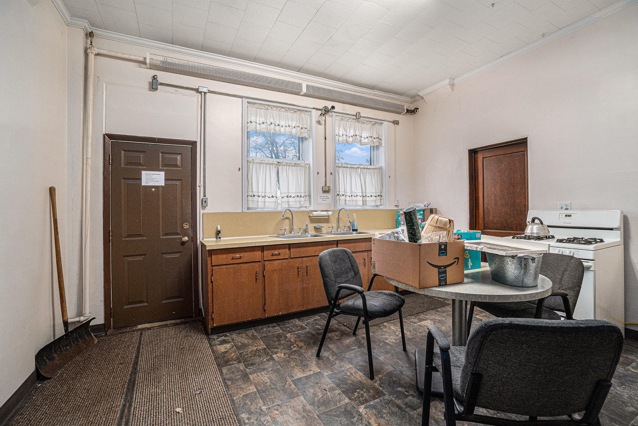 135 E Allegan Street