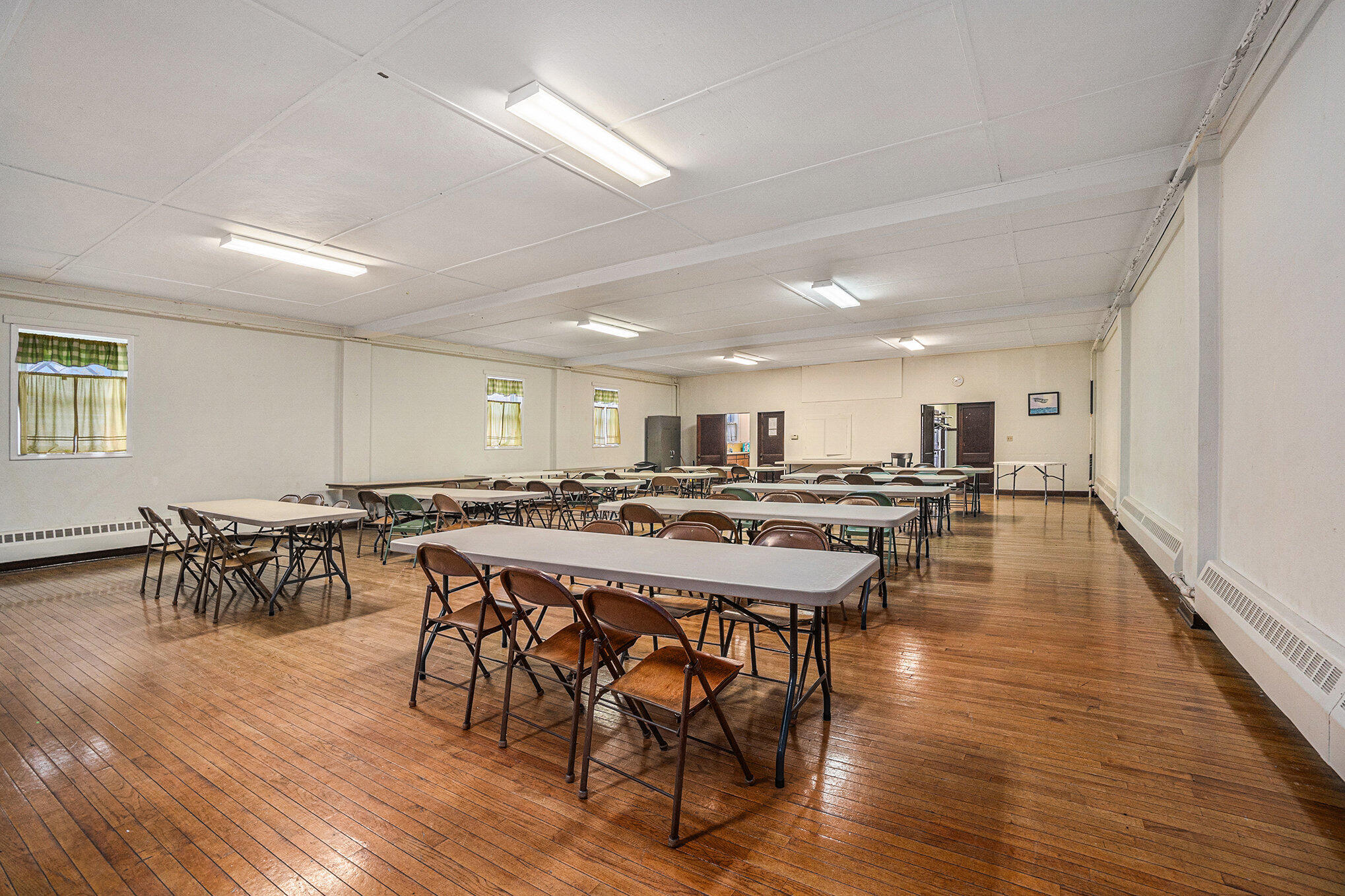 135 E Allegan Street