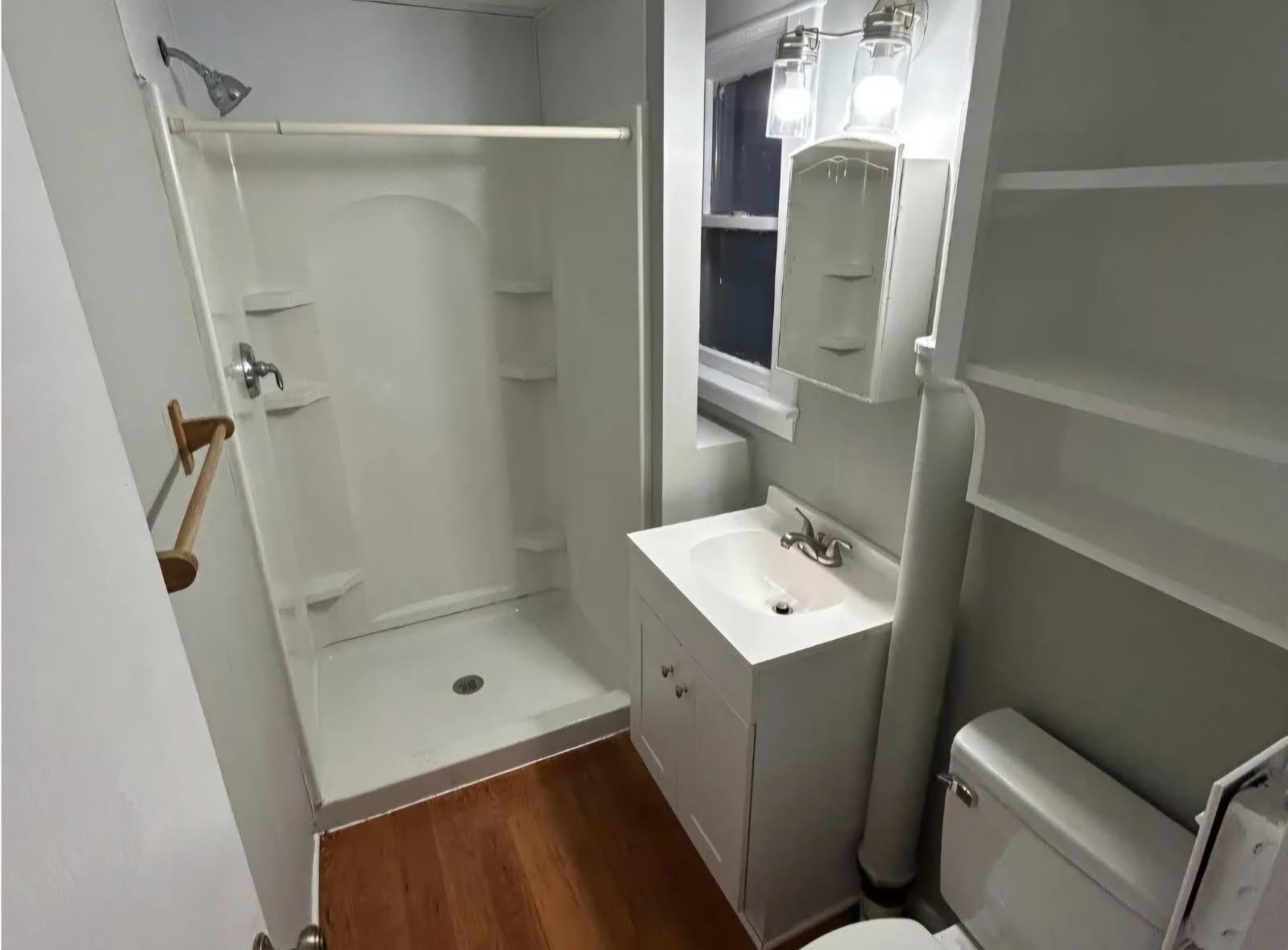 613-615 Davis Street