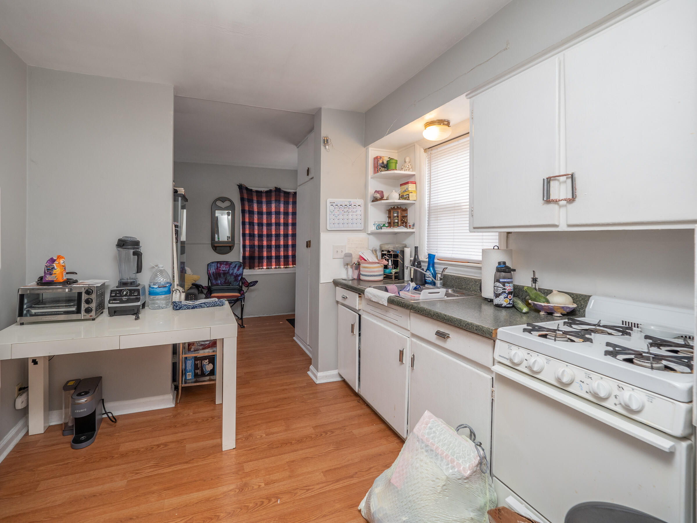 613-615 Davis Street