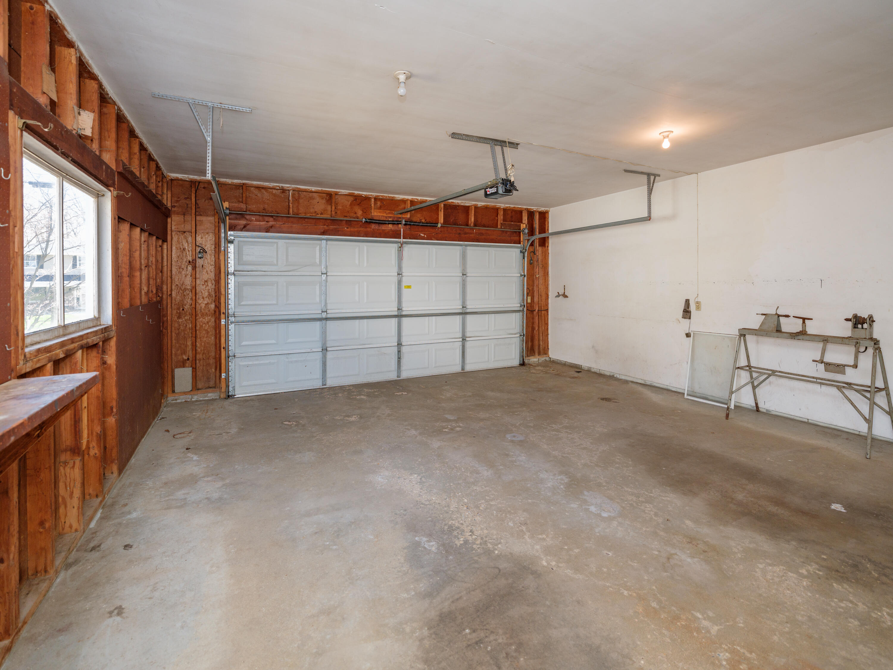 6828 Windemere Street