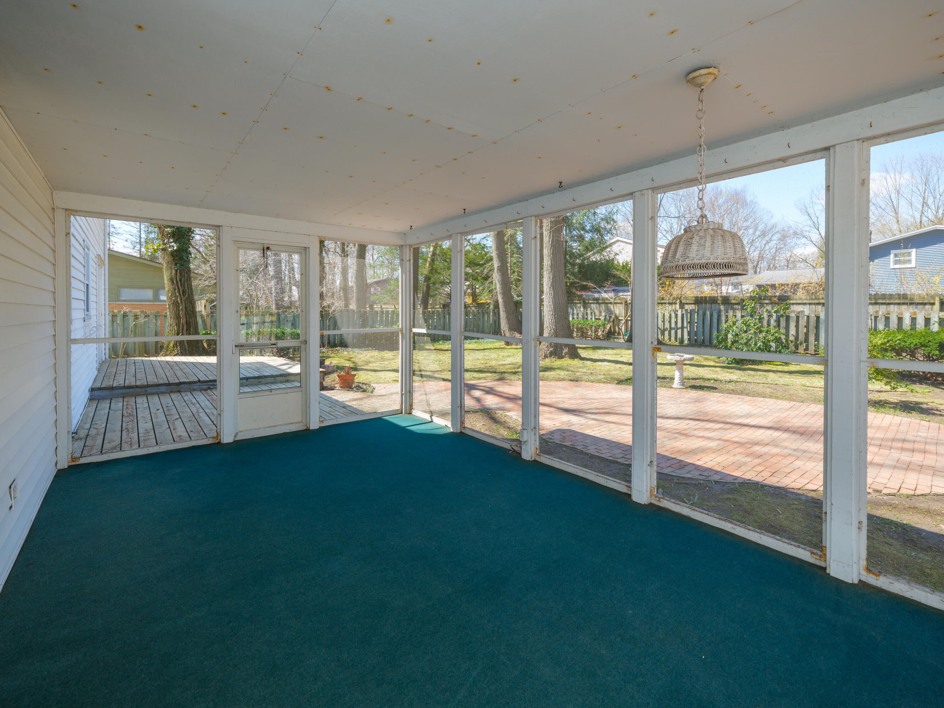 6828 Windemere Street