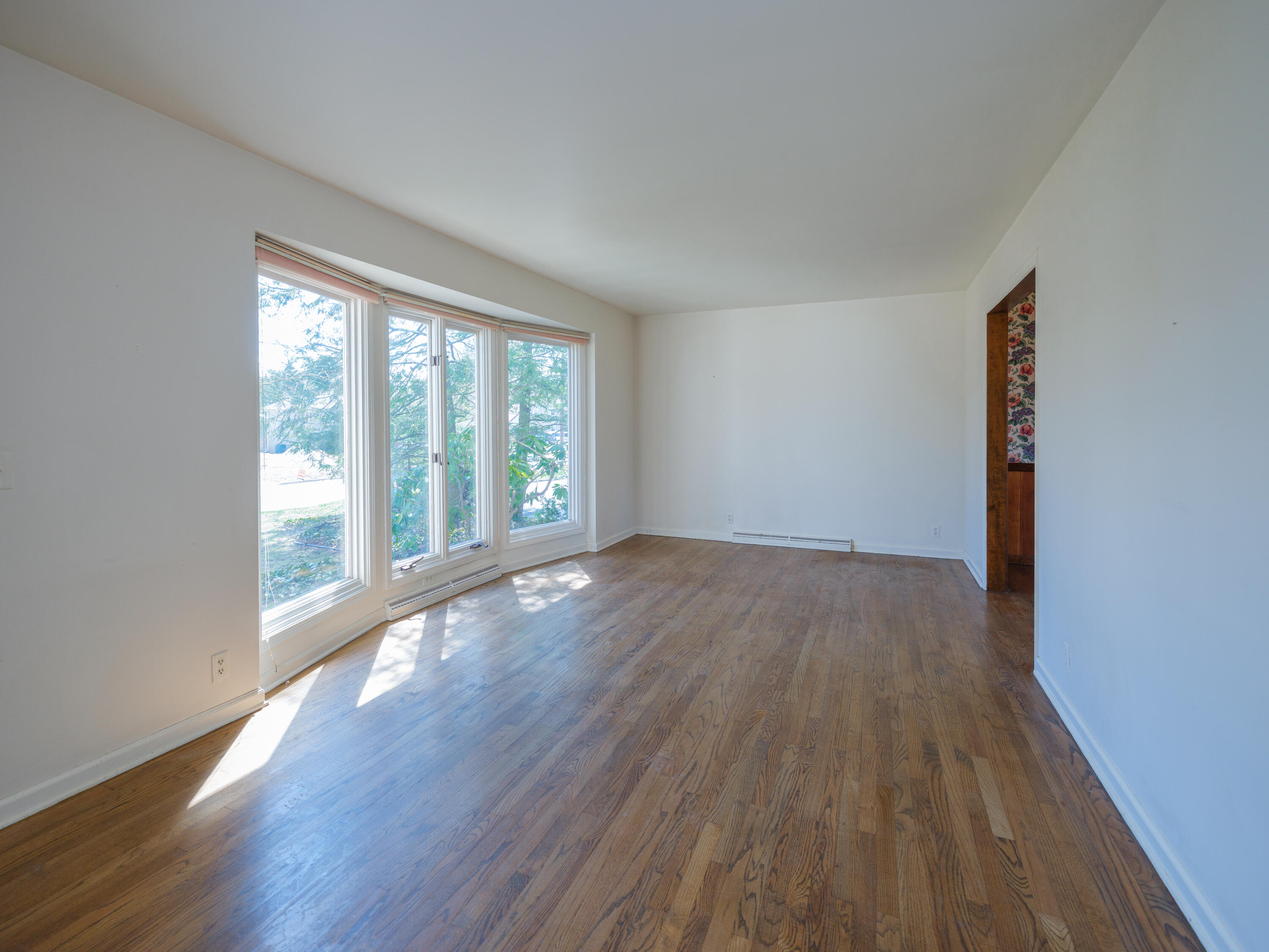 6828 Windemere Street