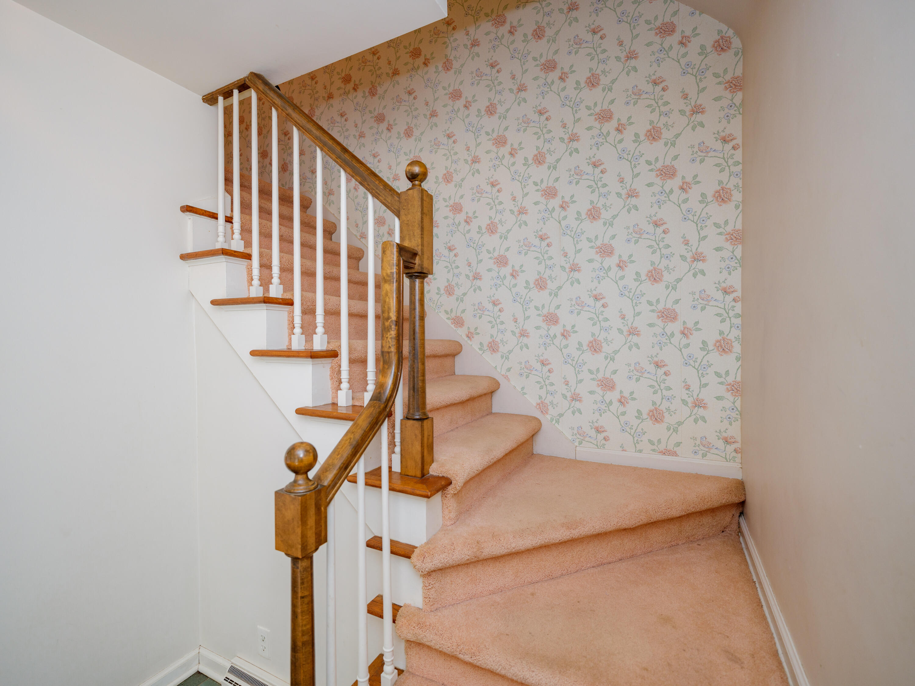 6828 Windemere Street