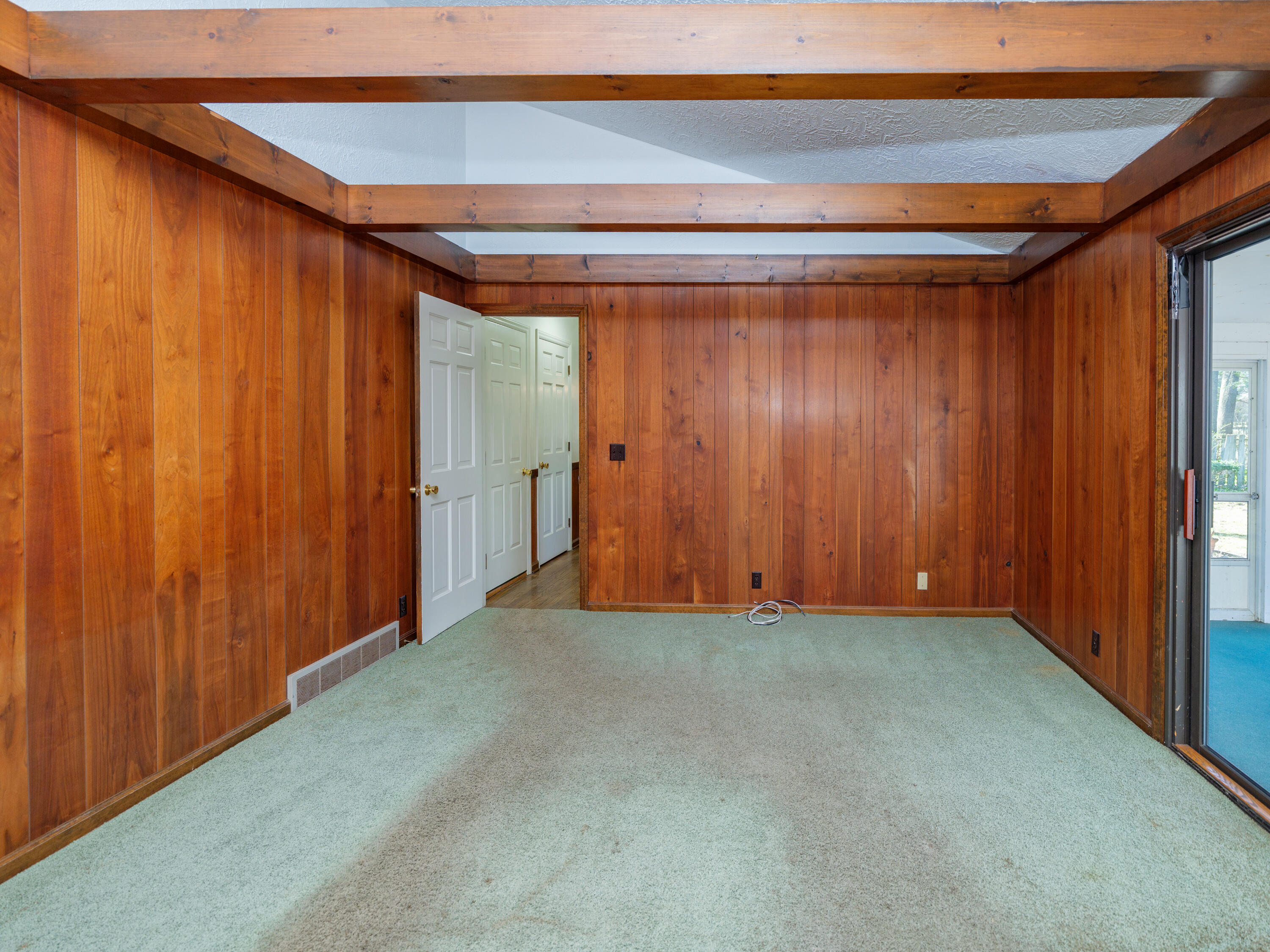 6828 Windemere Street