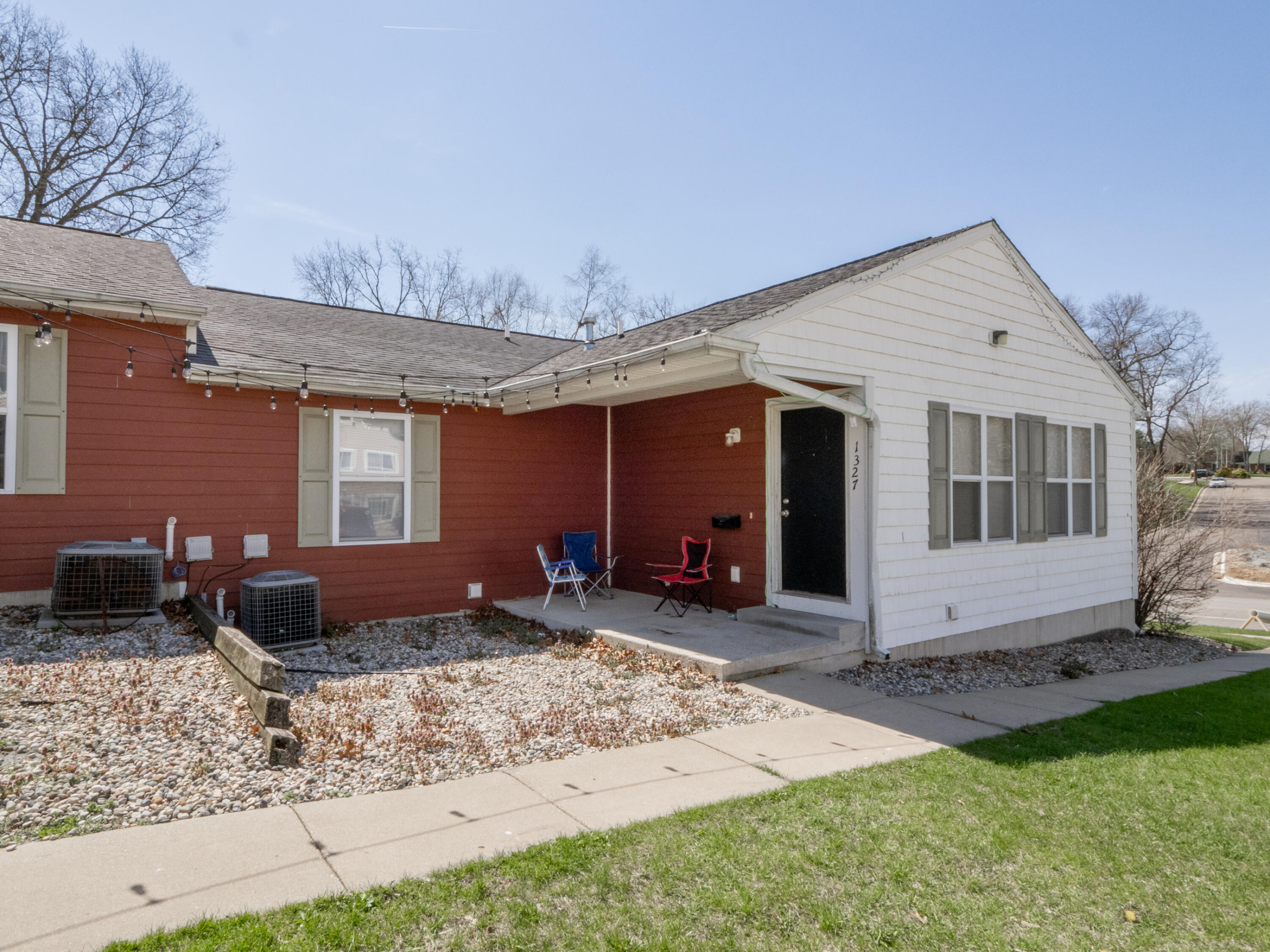 1327-1329 Fraternity Village Drive