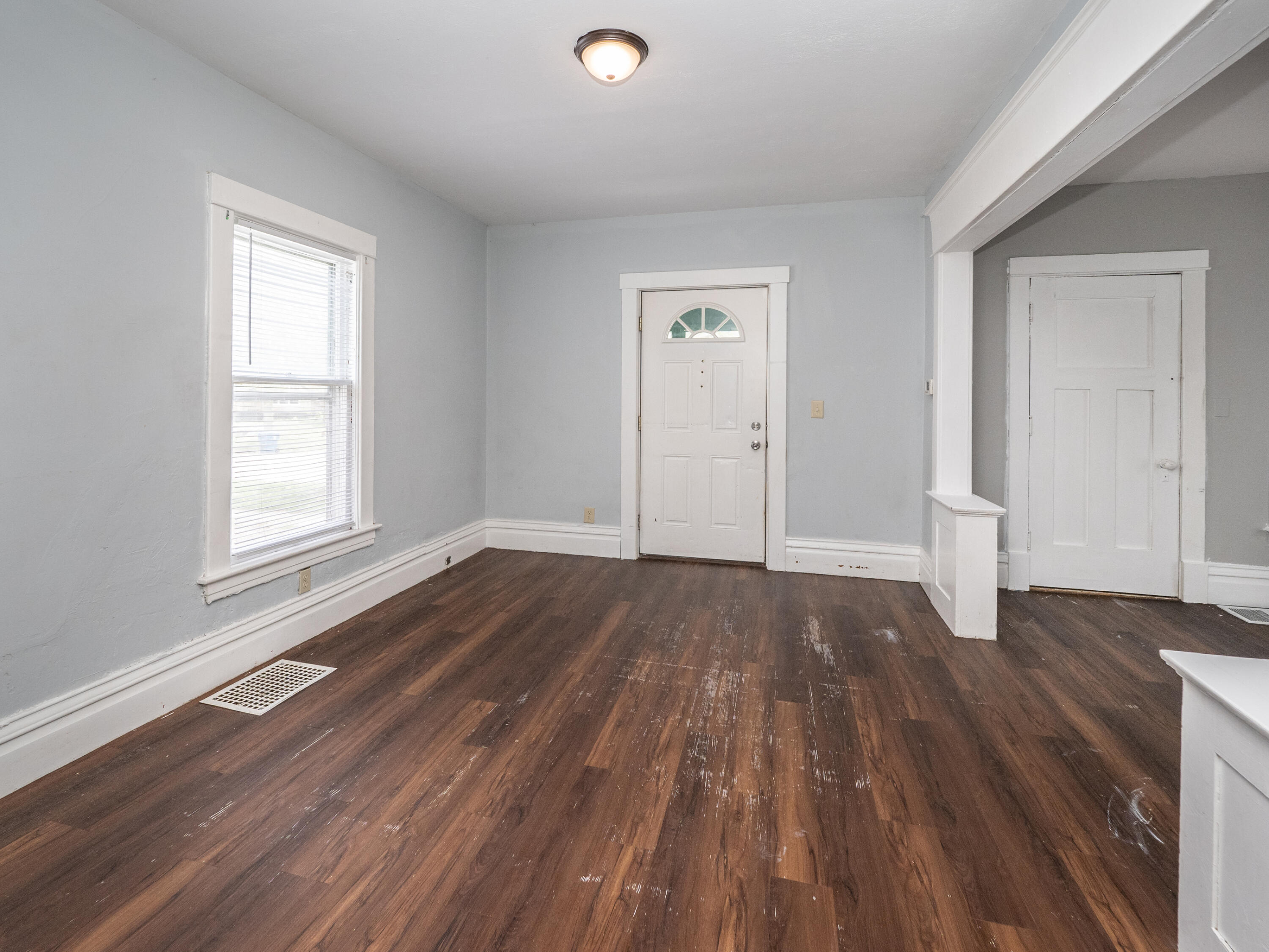 734 McCourtie Street