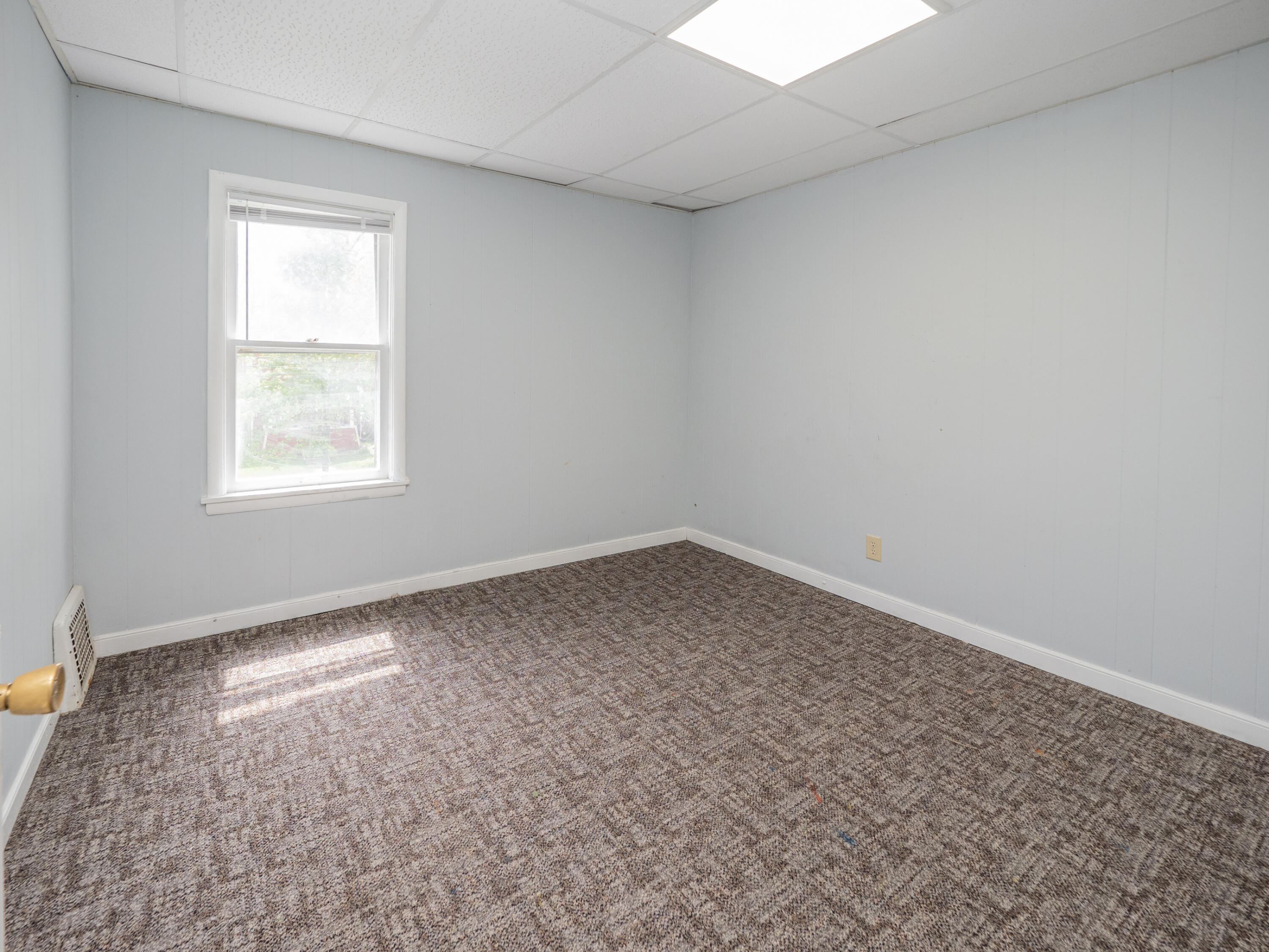 734 McCourtie Street