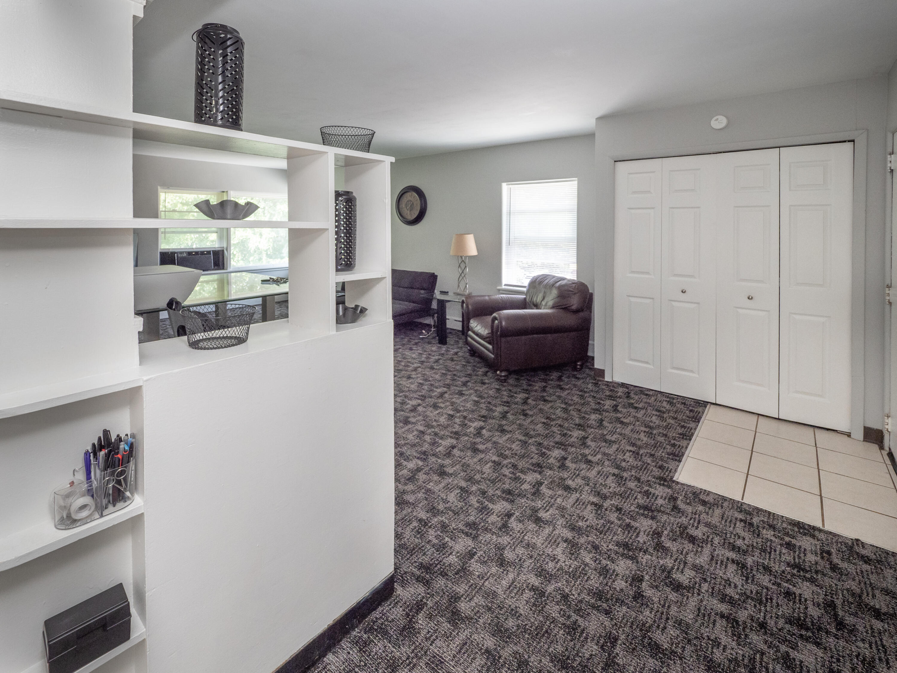 503 N Riverview Drive