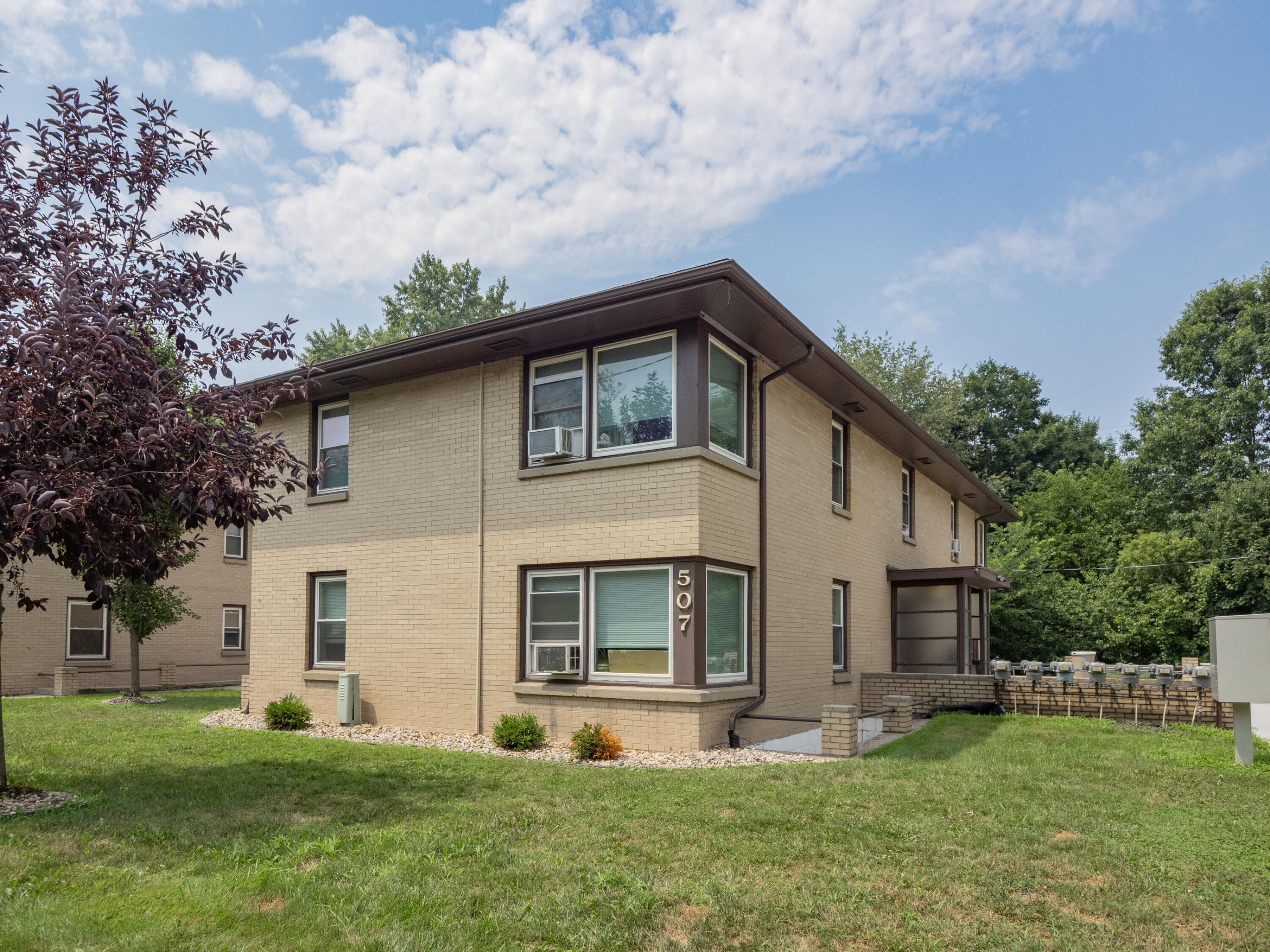 503 N Riverview Drive