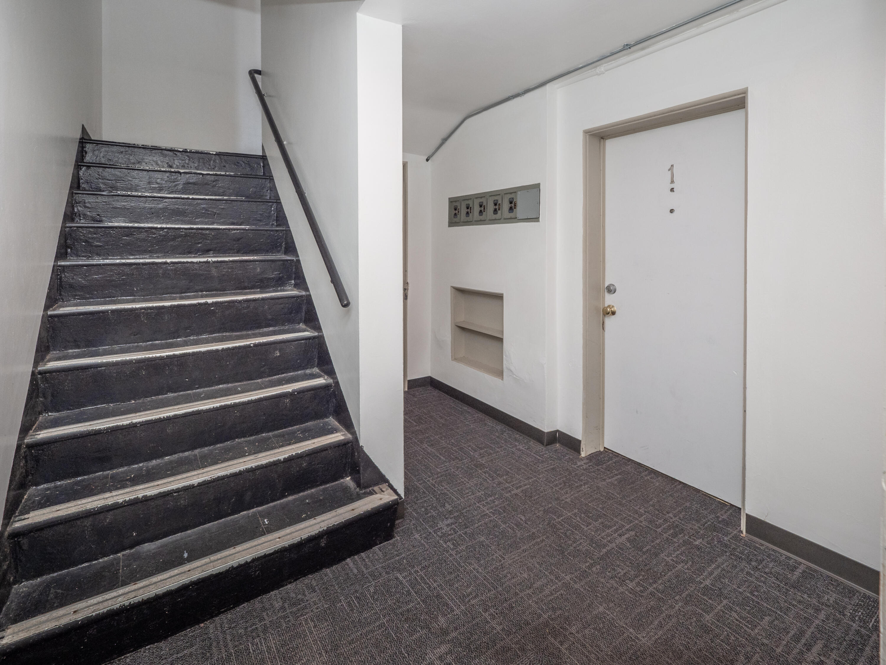 503 N Riverview Drive