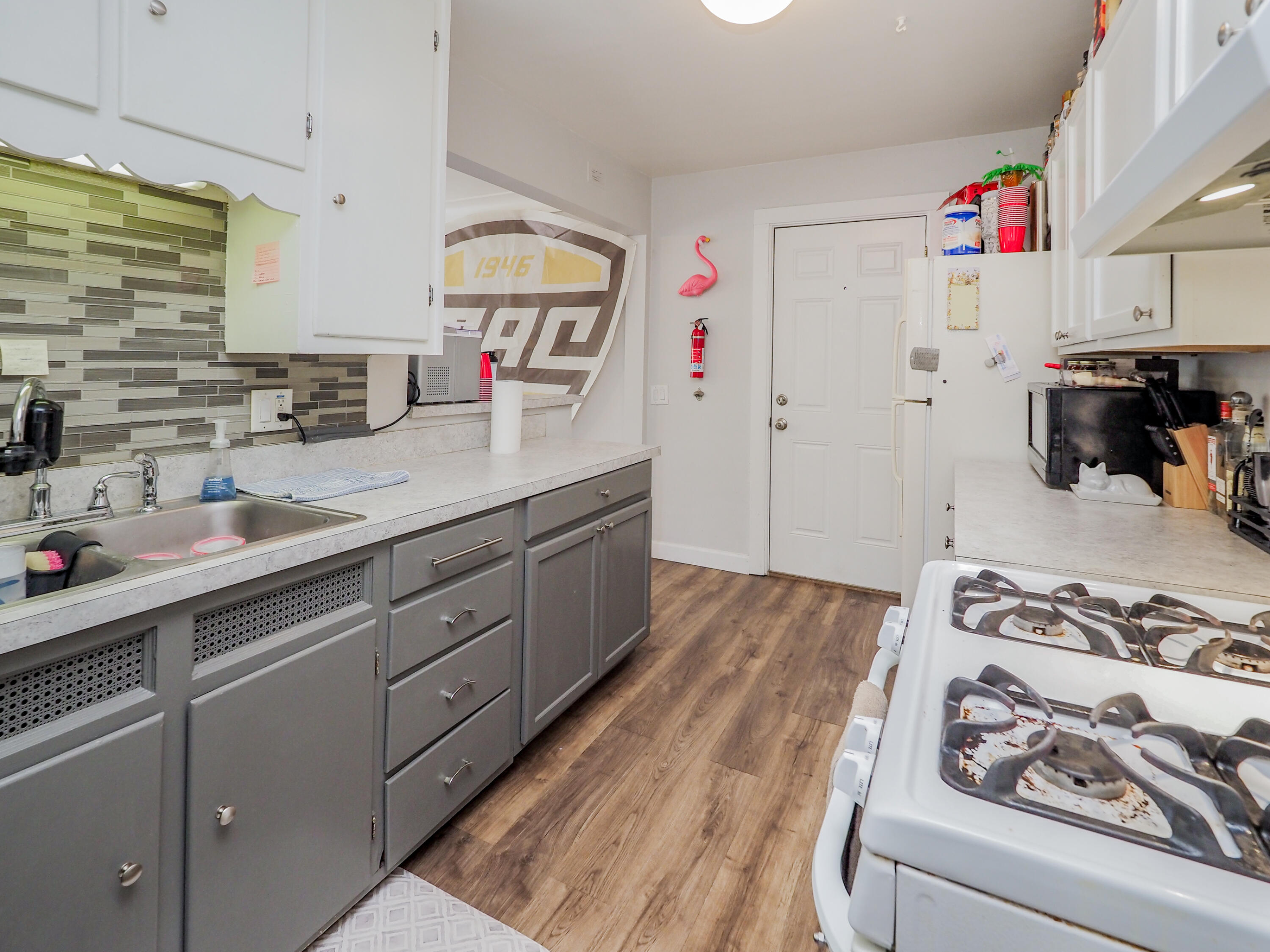 1128 California Avenue