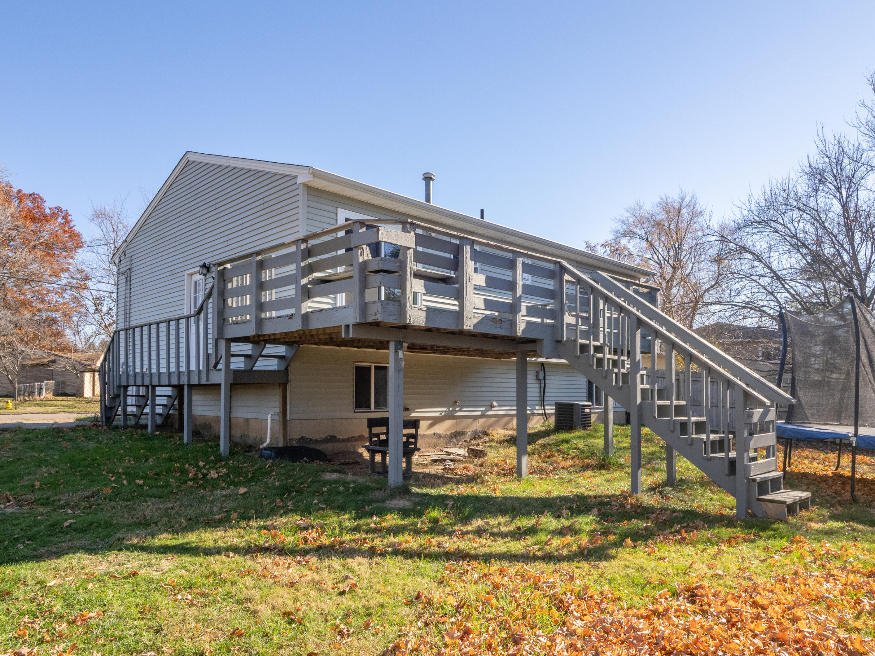 5918 Cheshire Street